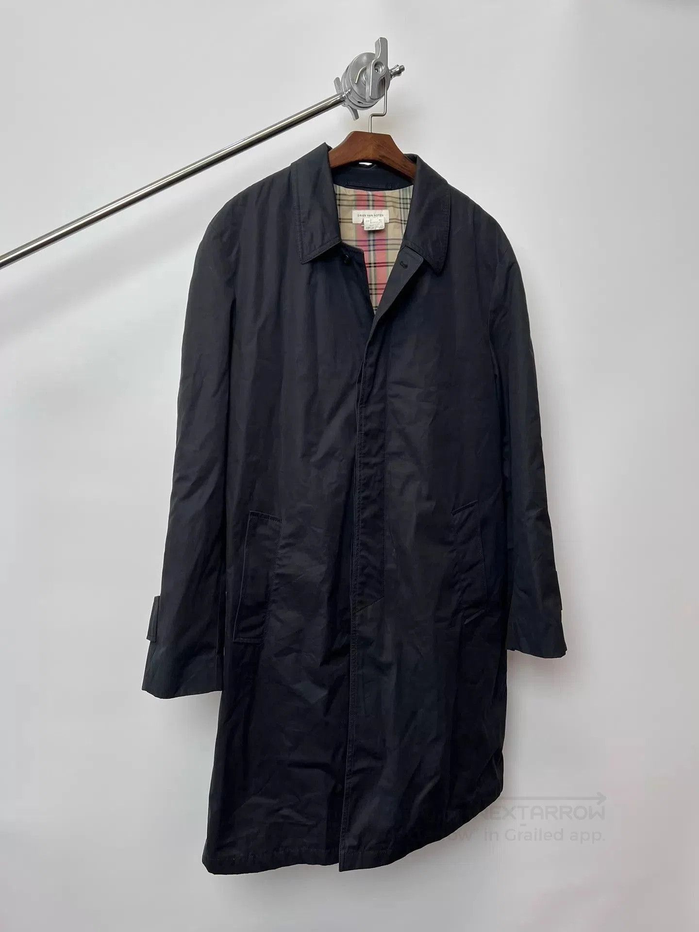 Dries Van Noten Black Long Coat with Plaid Lining - Size L. Size US L / EU 52-54 / 3 - 2 Thumbnail