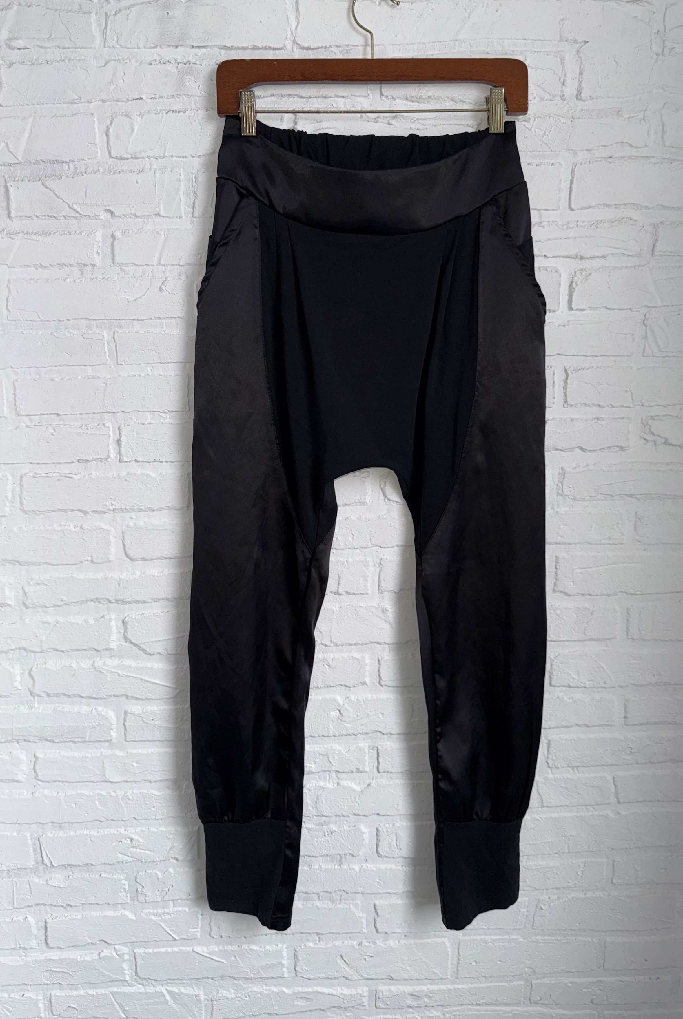 Denis Simachev Avantgarde Denis Simachev black cargo pants Size 28" / US 6 / IT 42 - 1 Thumbnail