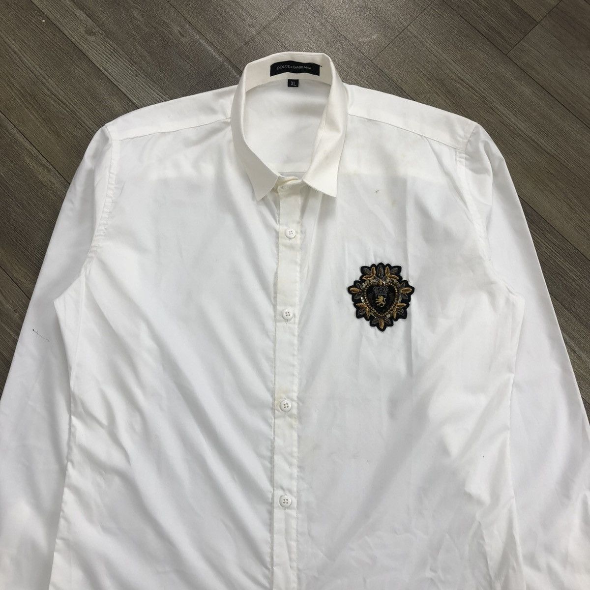 Dolce & Gabbana × Vintage Vintage Dolce & Cabbana Heraldic Patch White Long Shirt Size US M / EU 48-50 / 2 - 2 Thumbnail