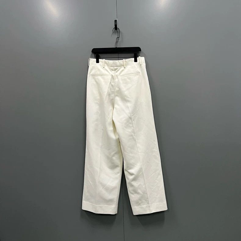 Louis Vuitton Louis Vuitton White trousers 2501-Nextarrow Size US 40 / EU 56 - 2 Thumbnail