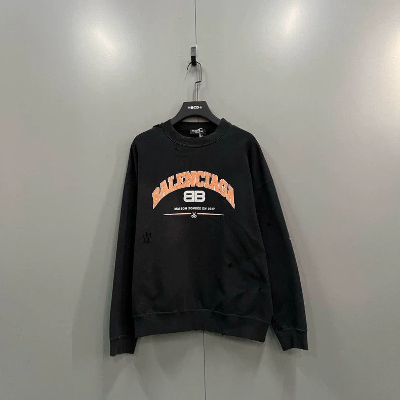 Balenciaga Balenciaga Black front logo printed sweatshirt Size US M / EU 48-50 / 2 - 1 Thumbnail