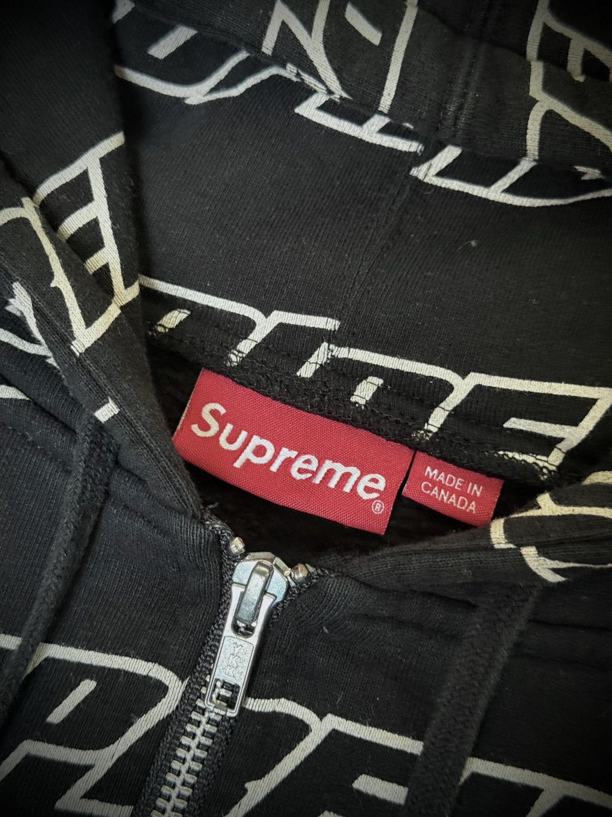 Supreme Supreme SS18 Repeat All Over Logo Print Full Zip Up Hoodie Size US M / EU 48-50 / 2 - 4 Thumbnail