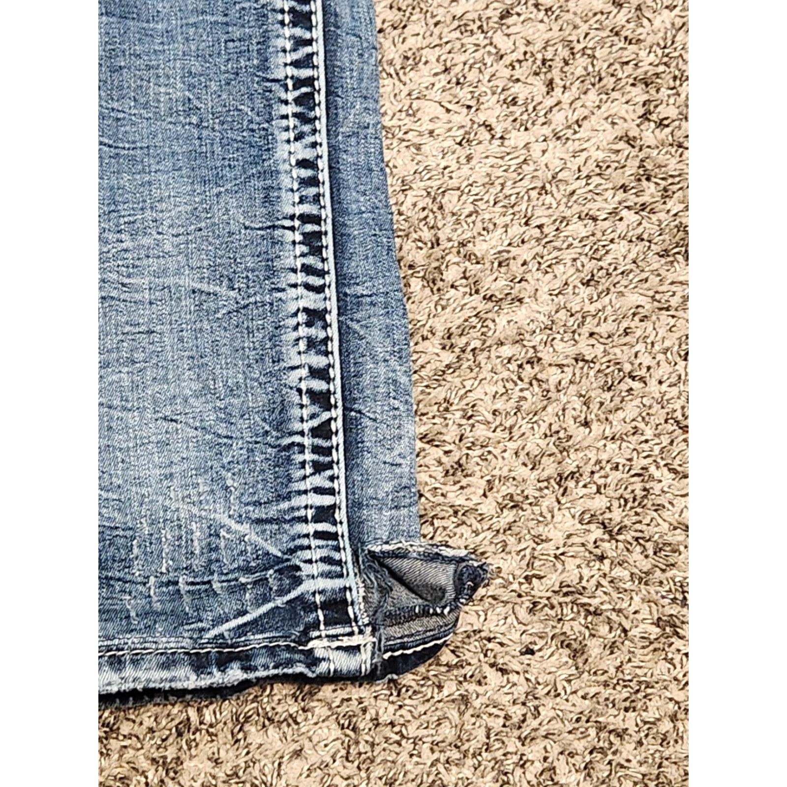 Vintage Rock Revival Jeans Straight Womens Size 30x28 Denim Bling Rhinestone 5-Pocket Blue Medium Wash Fall Winter Size 30" / US 8 / IT 44 - 2 Thumbnail