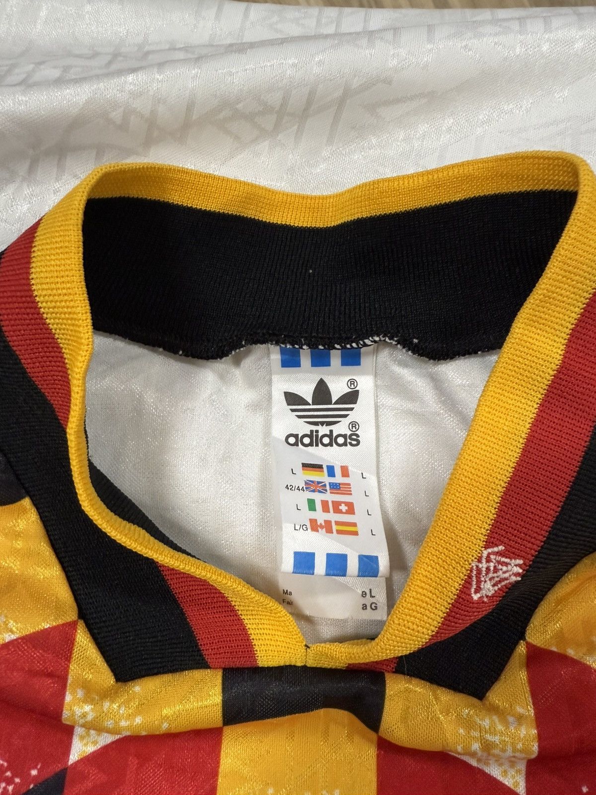 Adidas Vintage 1994-1996 Adidas Germany Home Football Jersey Size US L / EU 52-54 / 3 - 5 Thumbnail