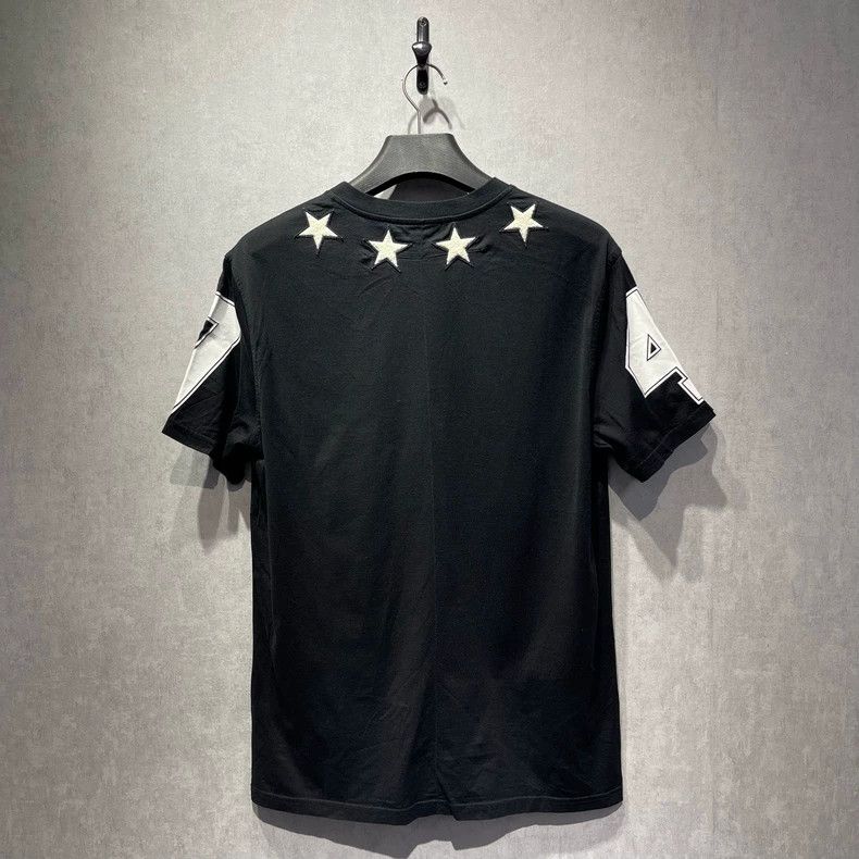 Givenchy Givenchy Five-pointed Star Pattern Printed Short Sleeve Size US XL / EU 56 / 4 - 2 Thumbnail