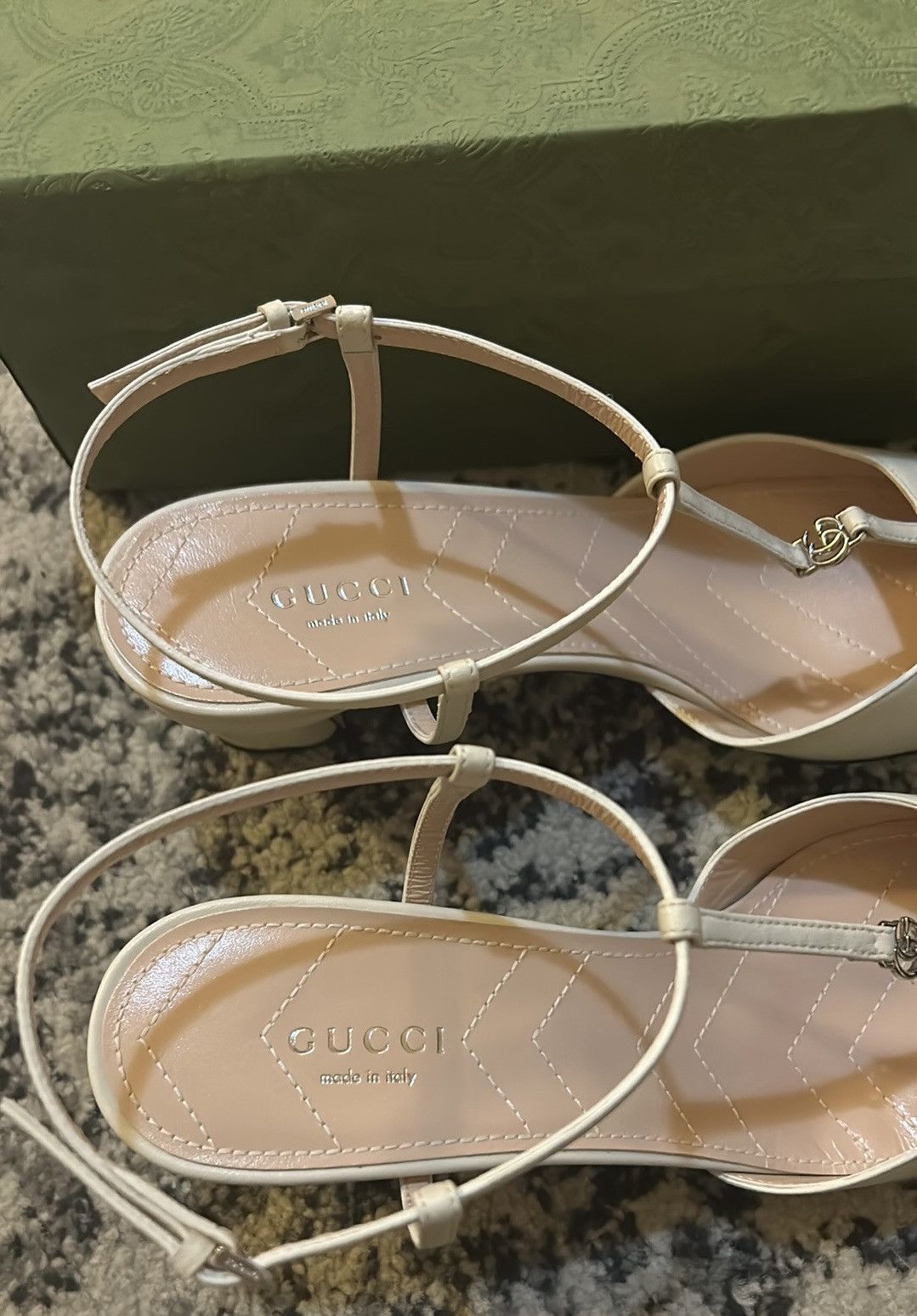 Gucci Gucci Petite GG Slingback Pump size 38.5 Size US 8.5 / IT 38.5 - 4 Thumbnail