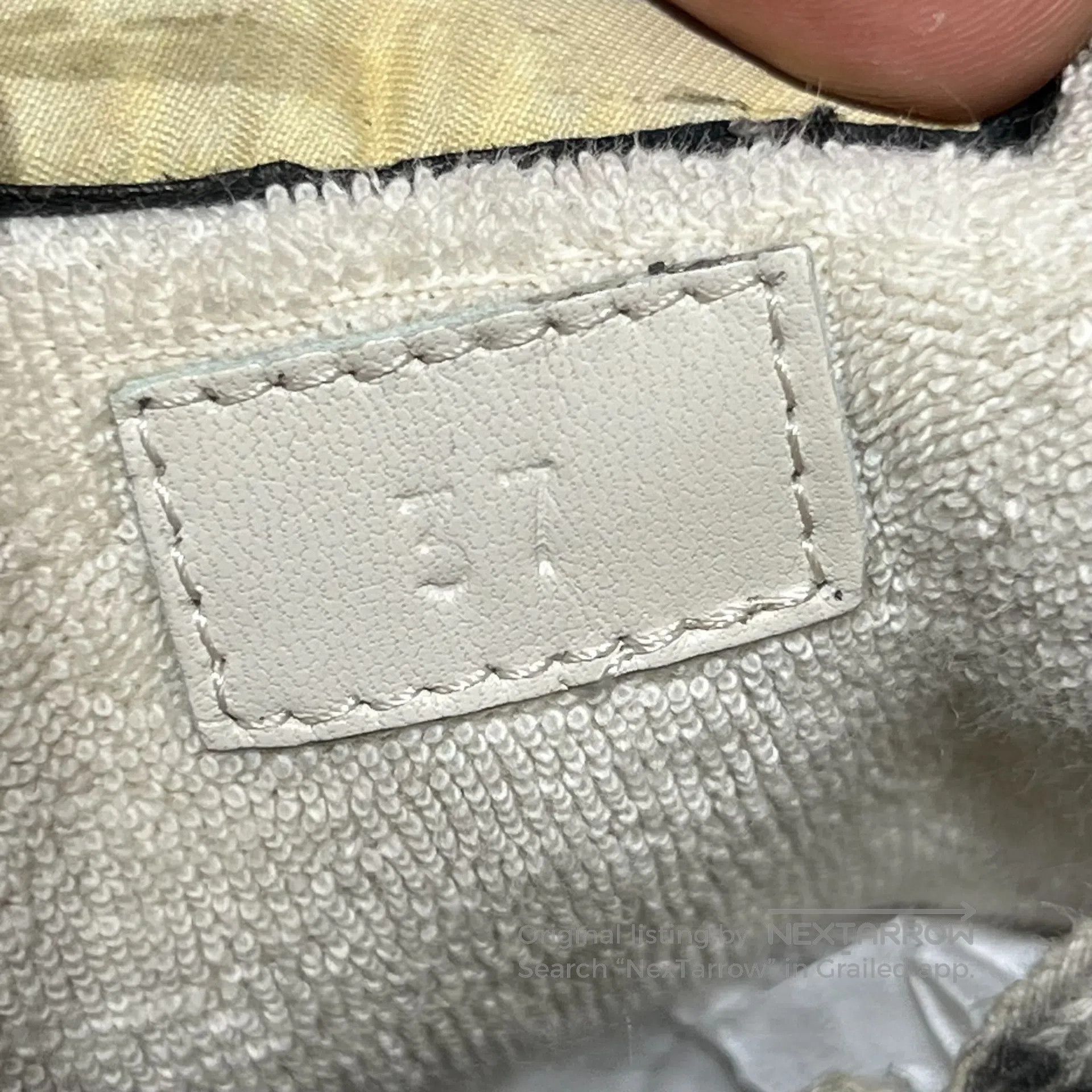 Gucci Guicci Worn-out shoes Size US 6.5 / IT 36.5 - 8 Thumbnail