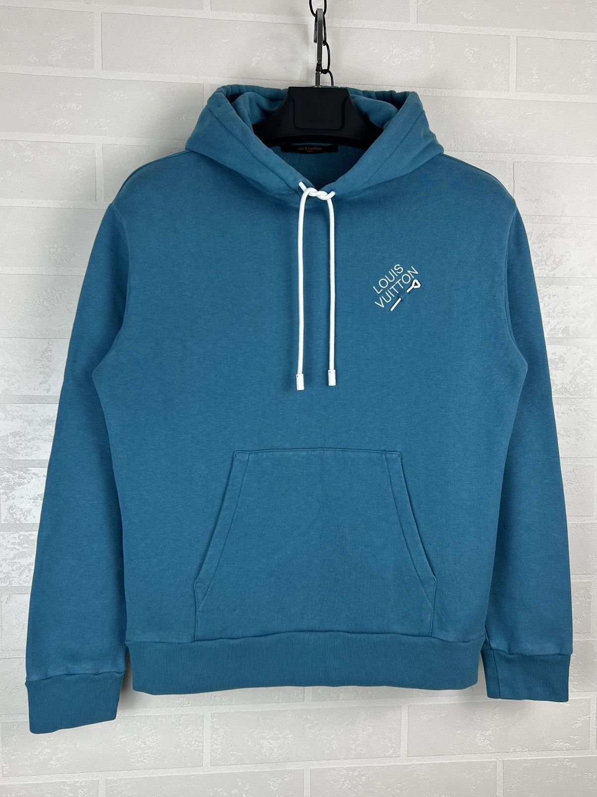 Louis Vuitton LOUIS VUITTON Hoodie LV Signature Logo Blue Men’s Size US S / EU 44-46 / 1 - 2 Thumbnail