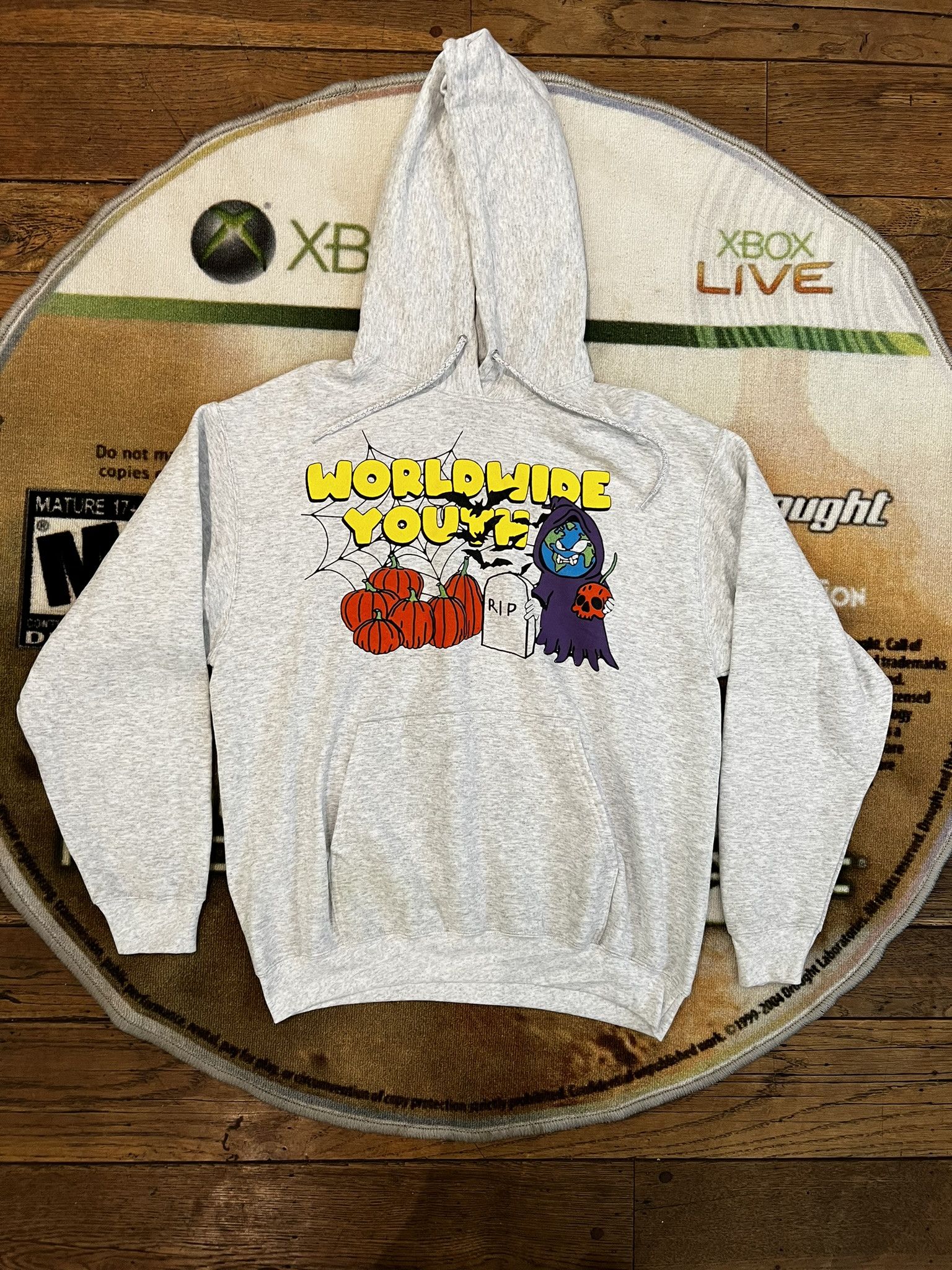 Worldwide Youth WWY 'Halloween' Hoodie (2022) Size US L / EU 52-54 / 3 - 1 Thumbnail