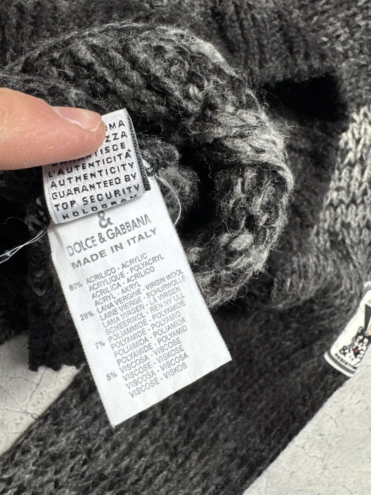 Dolce & Gabbana Dolce & Gabbana DG ICE Luxury Sweater Vintage Size 42 Size US XS / EU 42 / 0 - 9 Thumbnail