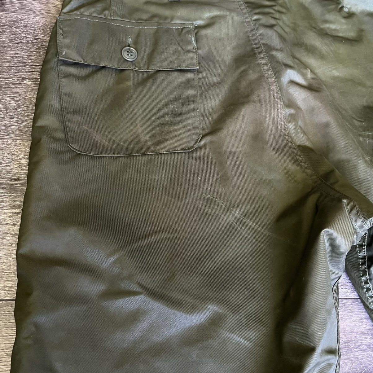 Vintage Vintage 1960s Army Extreme Cold Weather Impermeable Trousers Size US 34 / EU 50 - 4 Thumbnail