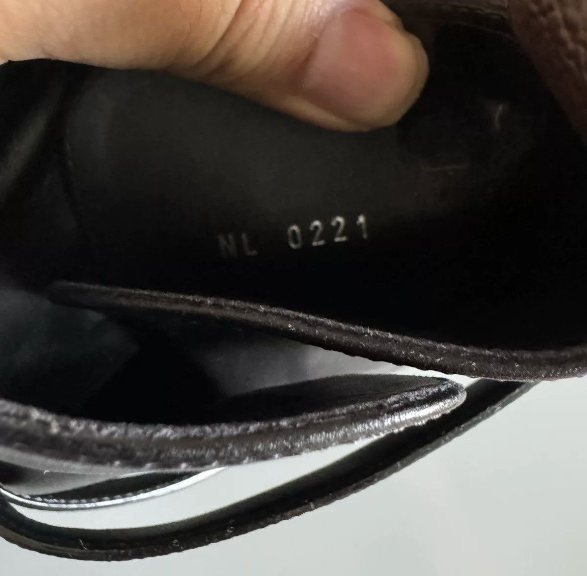 Louis Vuitton Louis Vuitton discovery Size US 8 / EU 41 - 4 Thumbnail