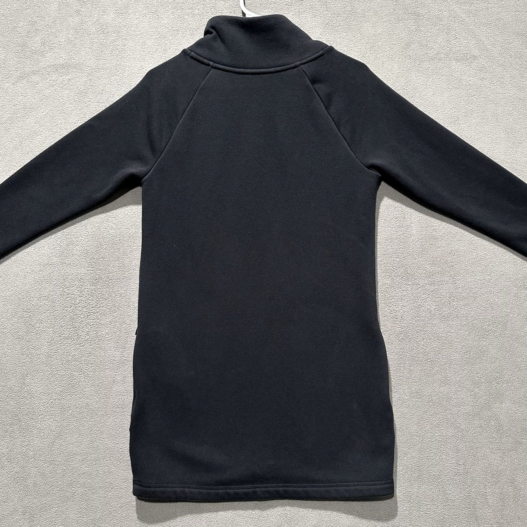 Athleta Athleta Sweatshirt Dress Womens XS Black Fleece Lined Cozy Karma GUC Size XS / US 0-2 / IT 36-38 - 2 Thumbnail