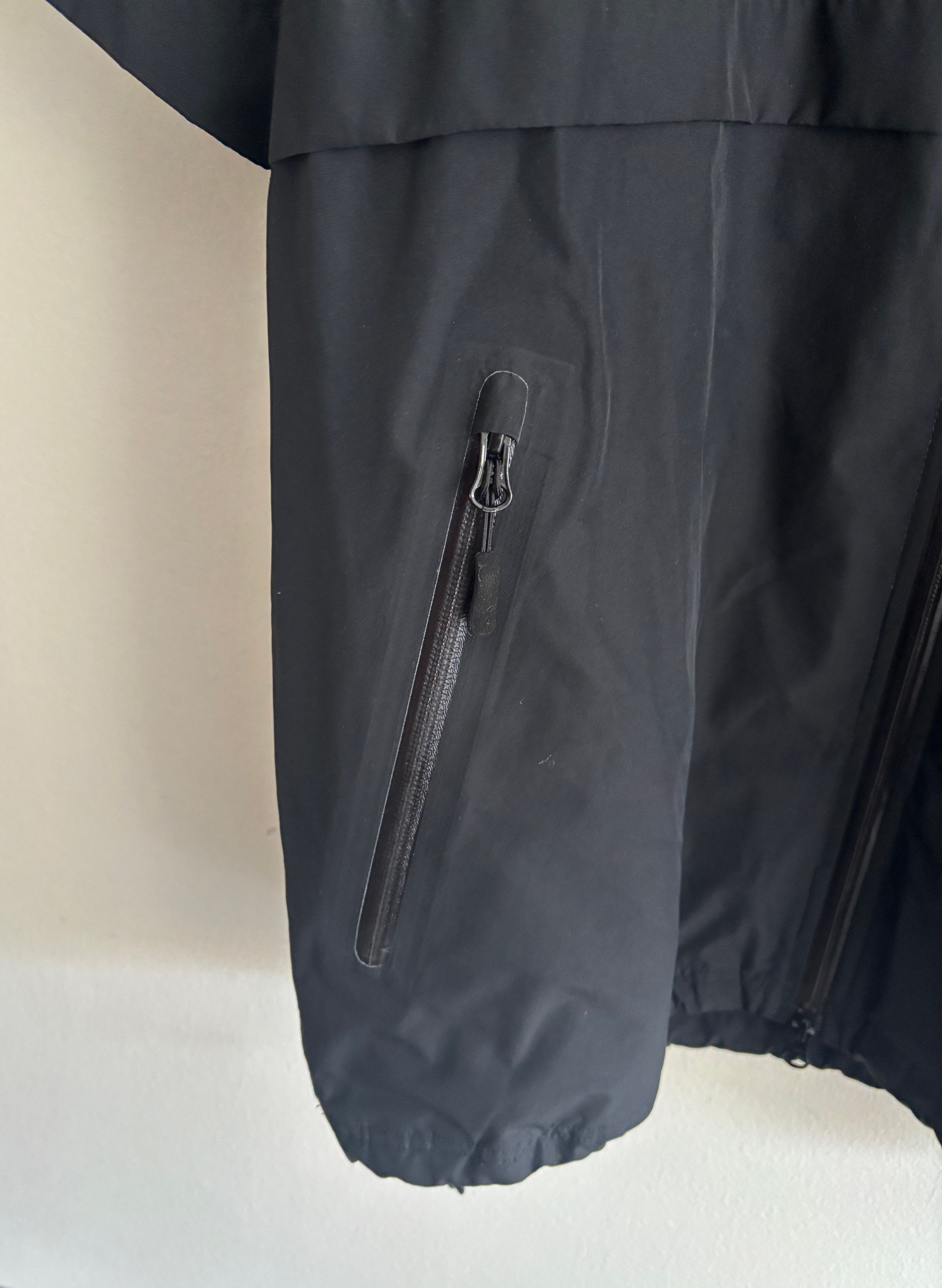 Lacoste $225 Short-Sleeve Golf Zip Windbreaker Jacket -Medium/Large Size US M / EU 48-50 / 2 - 6 Thumbnail