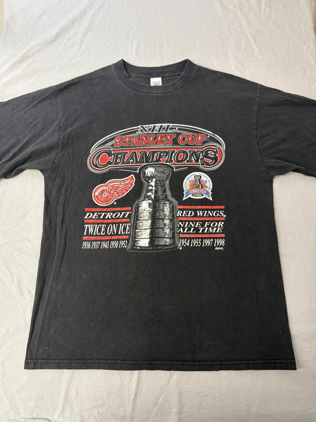 Logo 7 VTG Detroit Red Wings T-shirt Stanley Cup Champions 1998 XL Size US XL / EU 56 / 4 - 1 Thumbnail