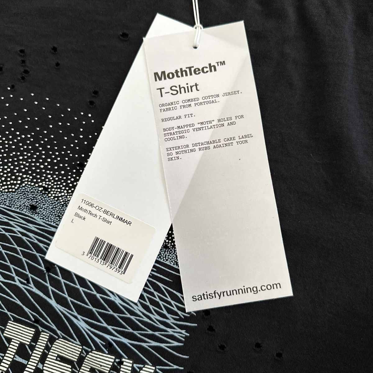 Satisfy Satisfy Running Berlin Marathon Mothtech Tee Voo Men’s Sz L Size US L / EU 52-54 / 3 - 4 Thumbnail