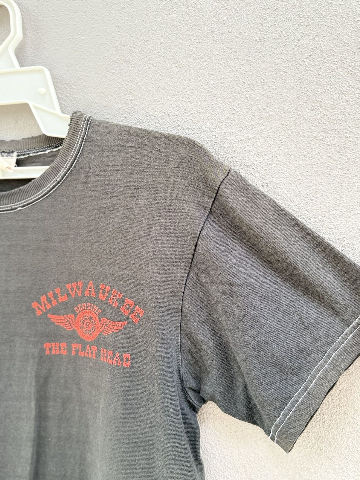 The Flat Head Thrashed Japan The Flat Head Milwaukee Backhit Sun Faded T Size US S / EU 44-46 / 1 - 8 Thumbnail