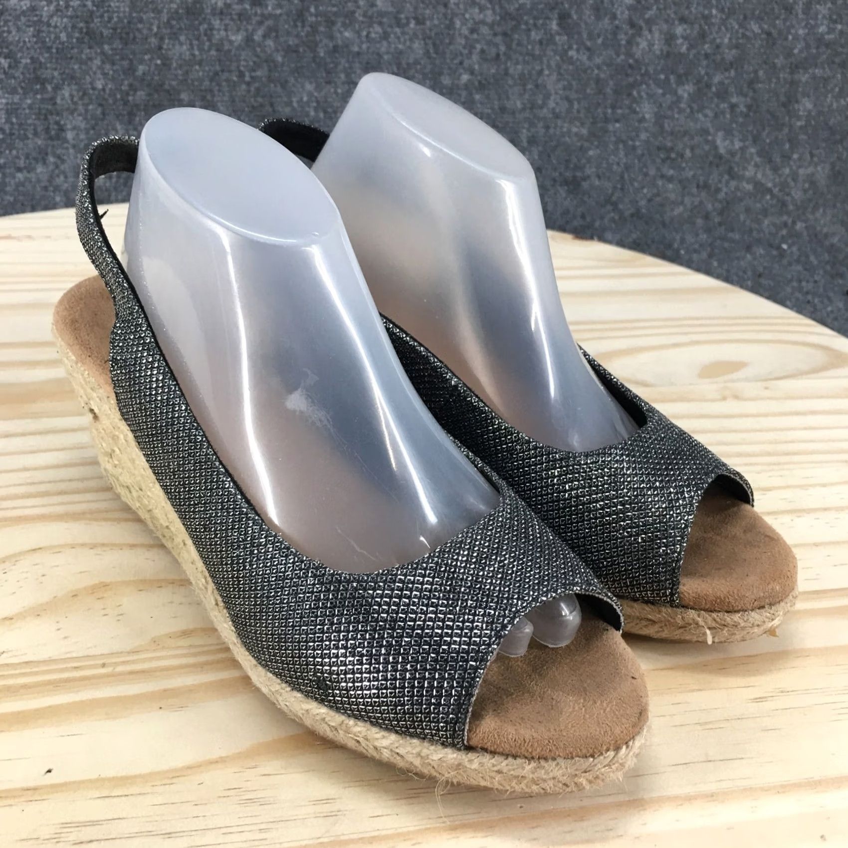 Vintage White Mountain Sandals Womens 6 M Social Espadrille Silver Fabric Wedge Heels Size US 6 / IT 36 - 3 Thumbnail