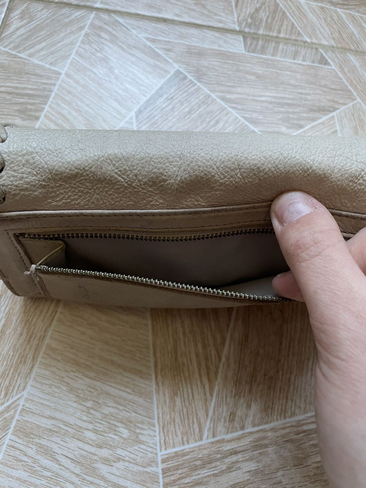 LIEBESKIND BERLIN × Vintage Y2K Archive Vintage Liebeskind Berlin Leather Beige Wallet Size ONE SIZE - 9 Thumbnail