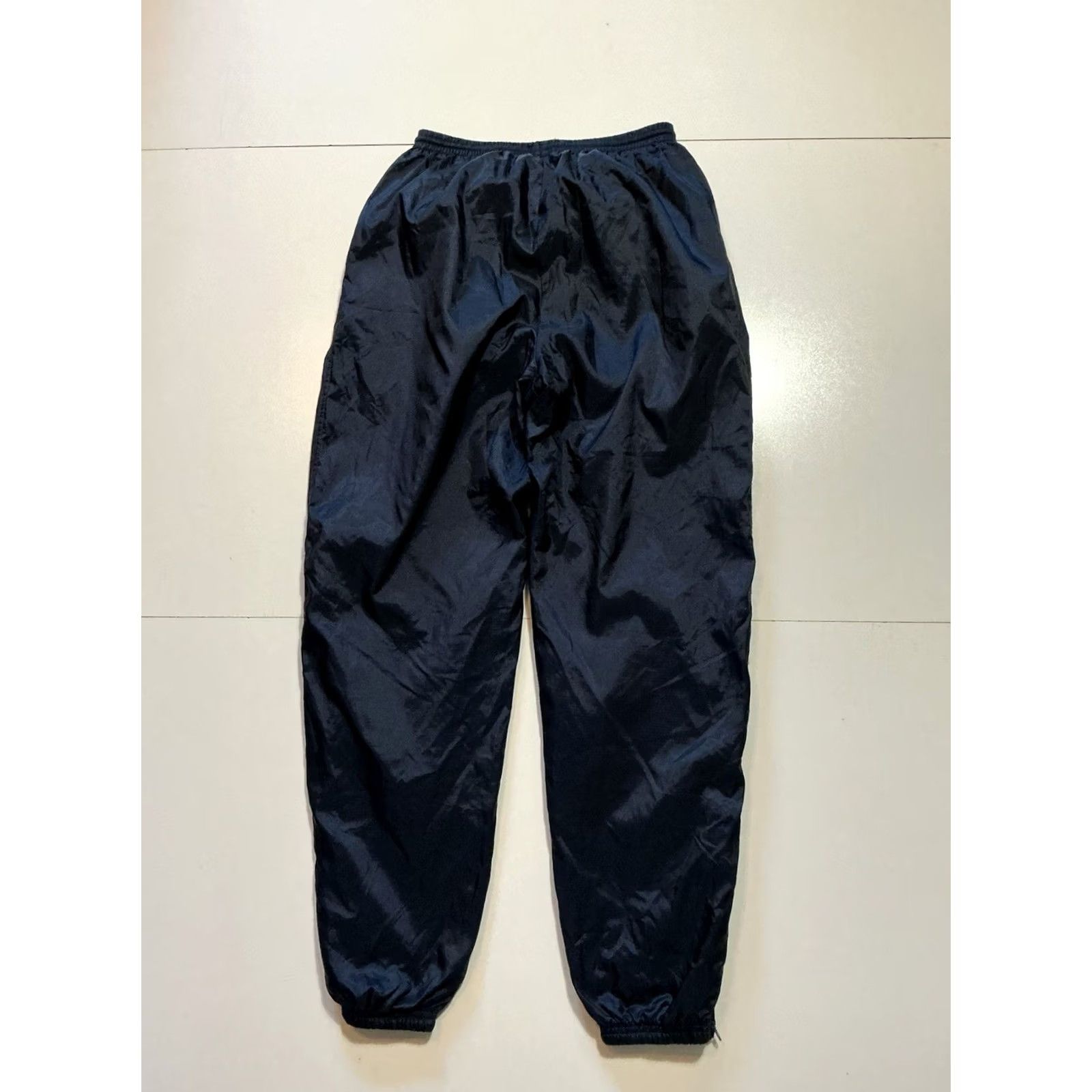 Nike VINTAGE Nike Windbreaker Nylon Track Pants Swoosh Navy Blue Lined 90s Mens L Size US 33 - 3 Thumbnail