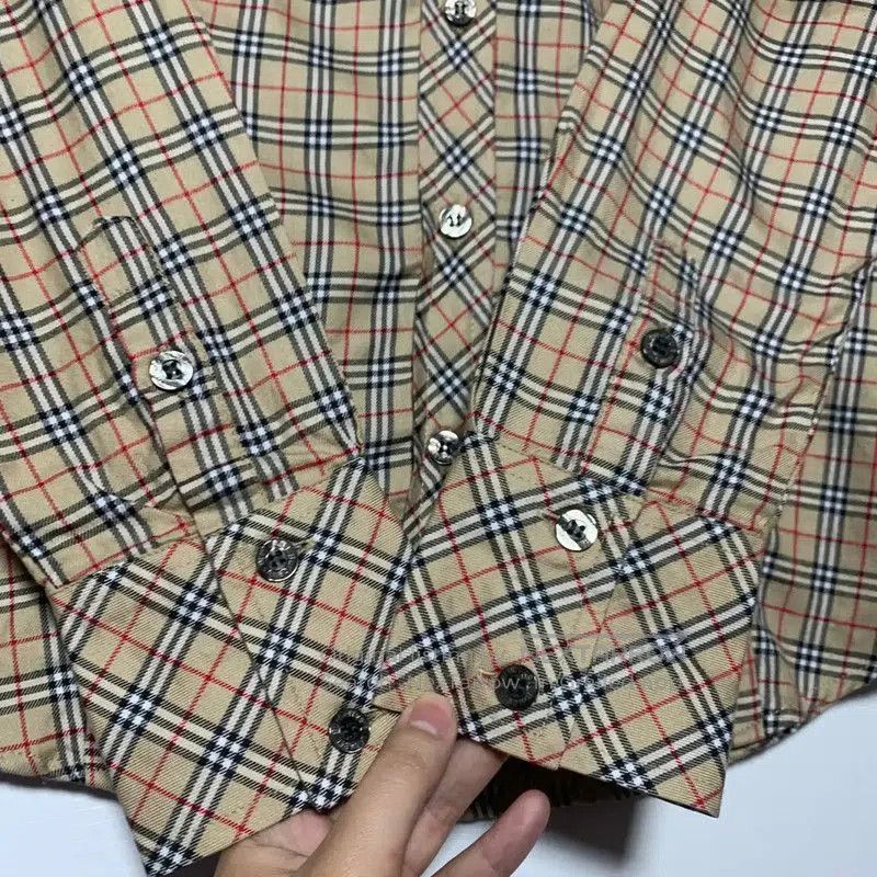 Burberry Burberry Women's Long Sleeve Casual Shirt. Size M / US 6-8 / IT 42-44 - 3 Thumbnail