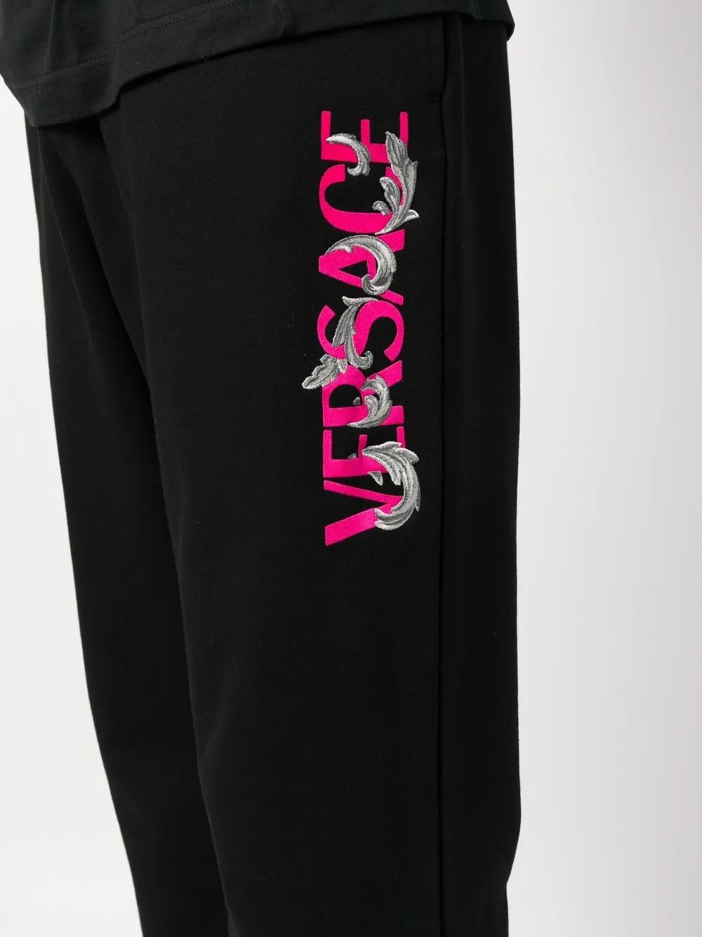 Versace o1y0525 Jogger & Sweatpant in Black Size US 34 / EU 50 - 2 Thumbnail