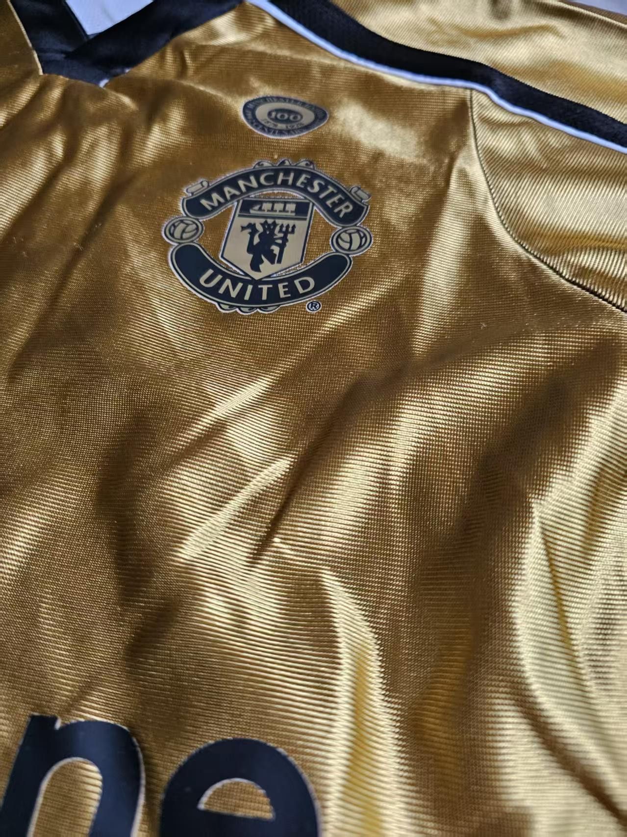 Other MUFC Jersey Away 2001 2002 Season Size US L / EU 52-54 / 3 - 3 Thumbnail