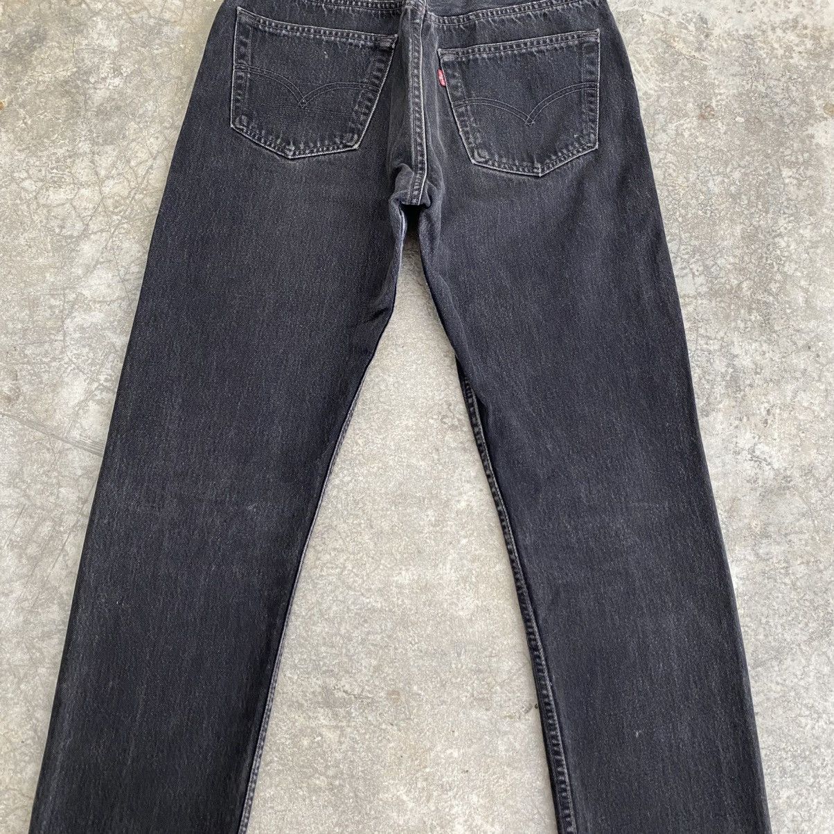 Levi's Size 30x31.5 Vintage 1996 Levis 501 Faded Black Denim Jeans Size US 30 / EU 46 - 12 Thumbnail