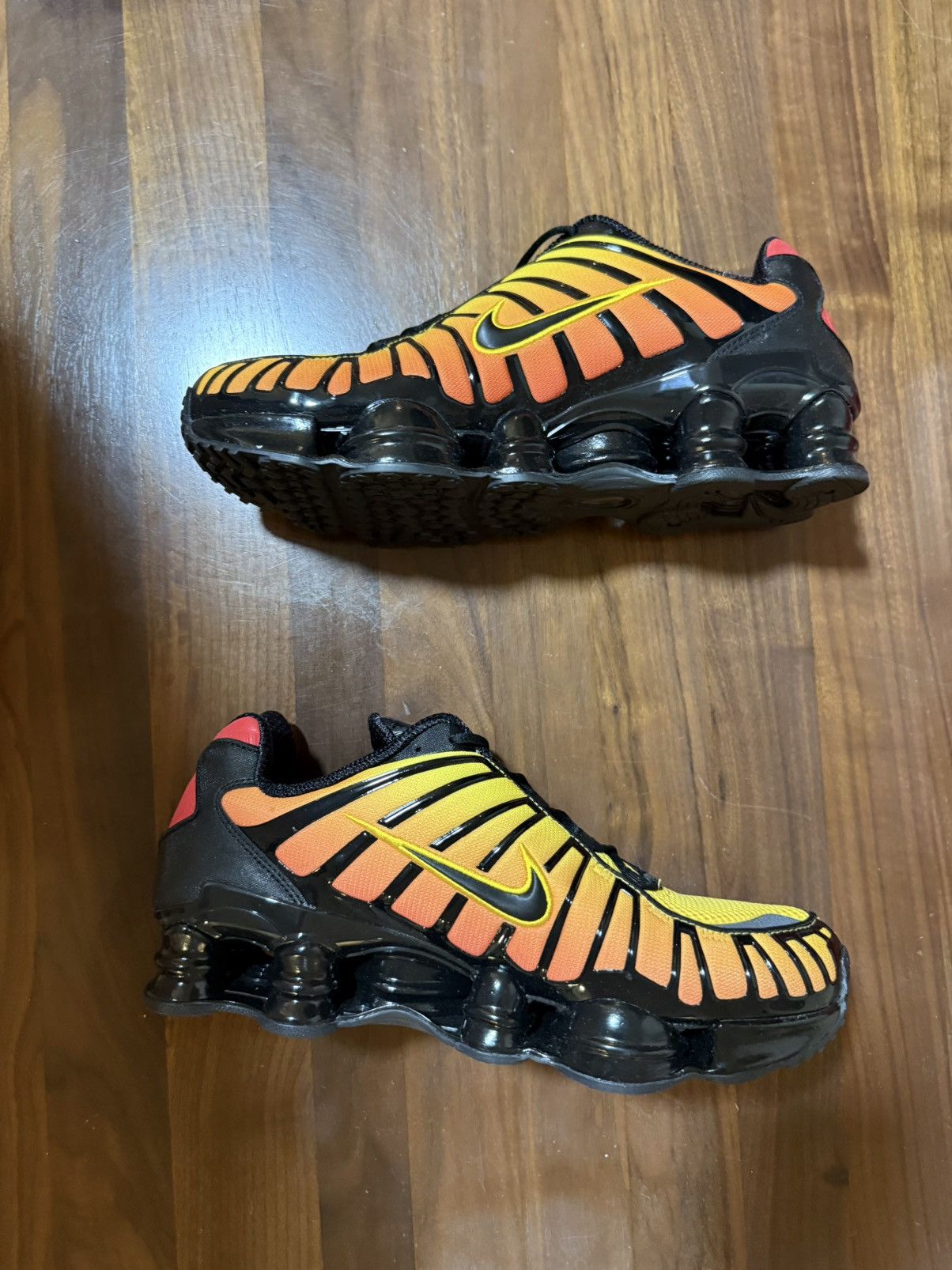 Nike Nike Shox TL ‘SUNRISE GRADIENT' Men’s Size 11 Sneakers Shoes Size US 11 / EU 44 - 3 Thumbnail