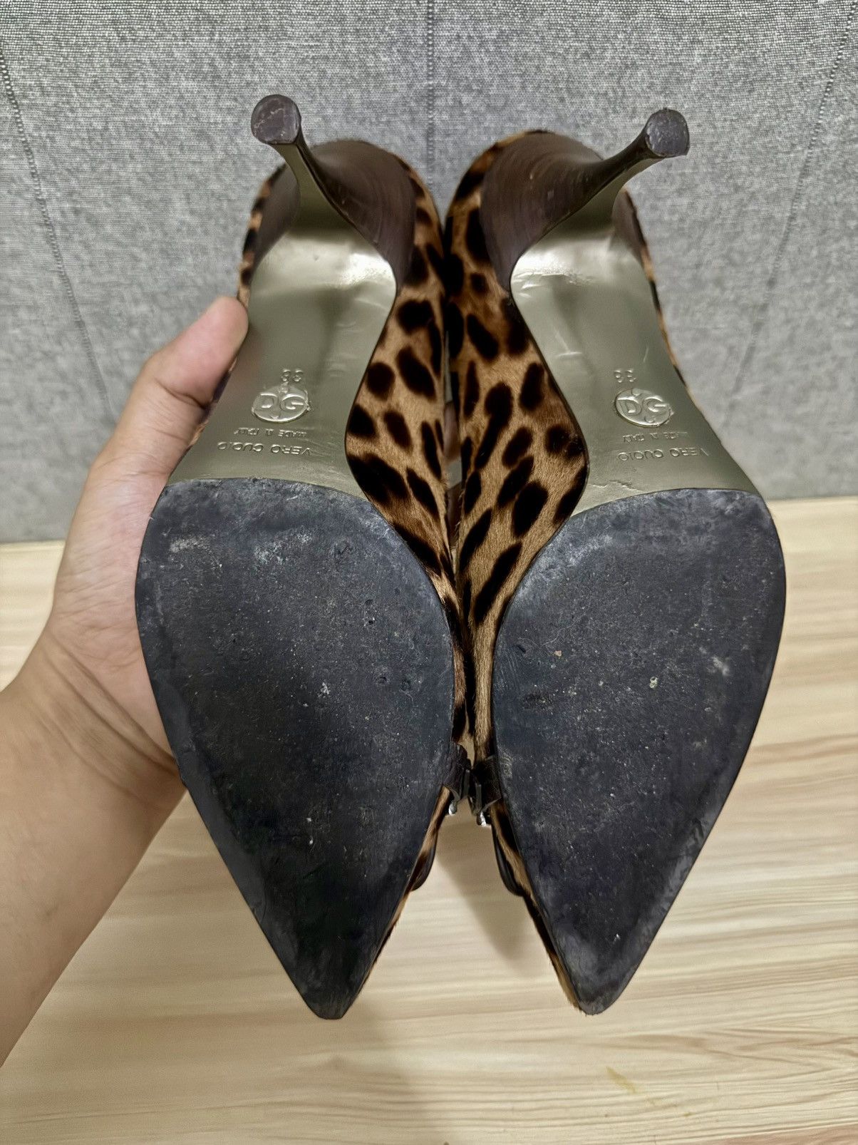 Dolce & Gabbana Dolce & Gabbana leopard print pony hair heels Size US 8 / IT 38 - 13 Thumbnail