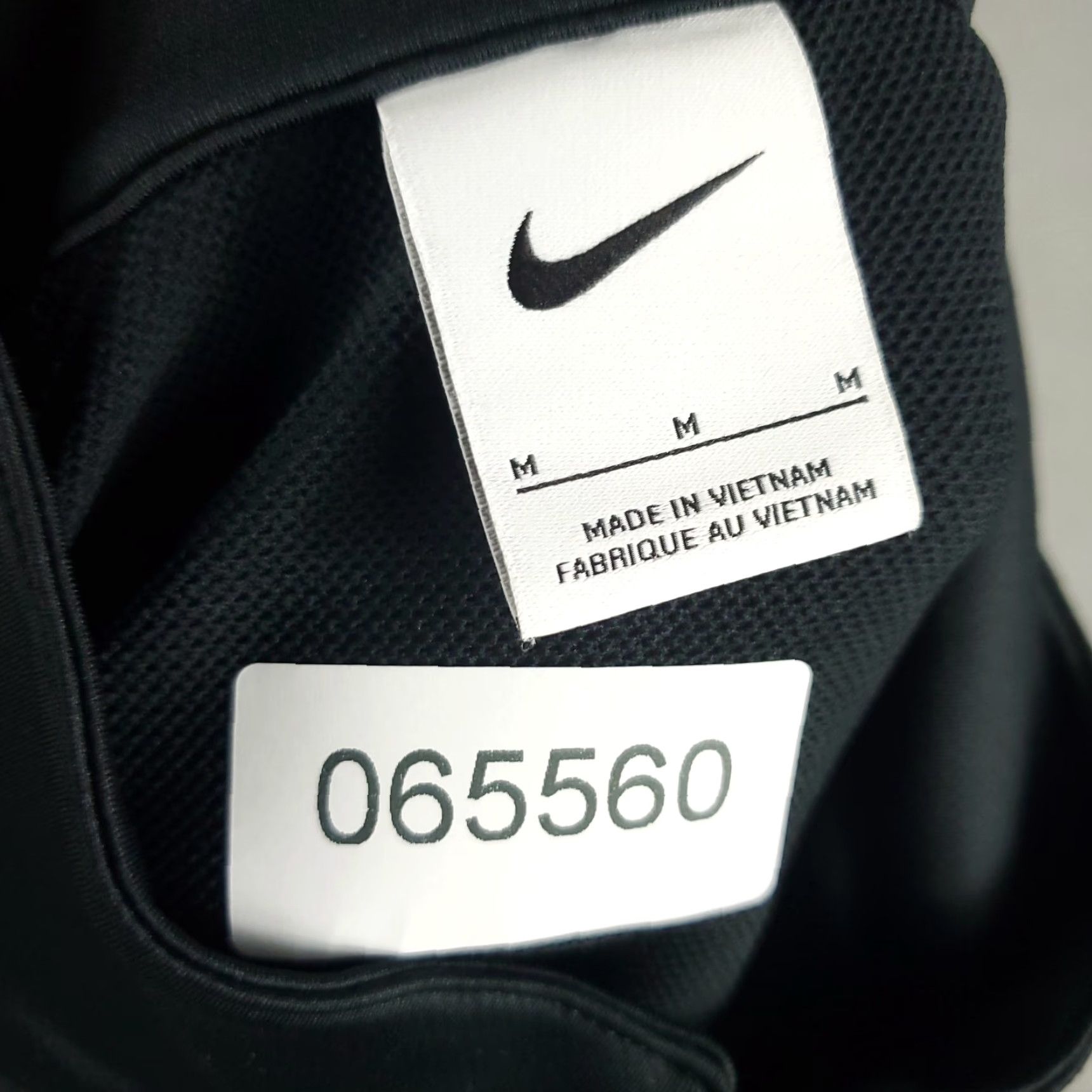 Nike Nike Sweatshirt Mens Medium Black 1/4 Zip Pullover Swoosh Size US M / EU 48-50 / 2 - 8 Thumbnail