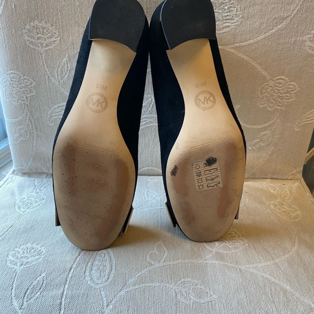 Michael Kors MICHAEL Micheal Kors Black Shoes with Gold Heels Size US 6.5 / IT 36.5 - 5 Thumbnail