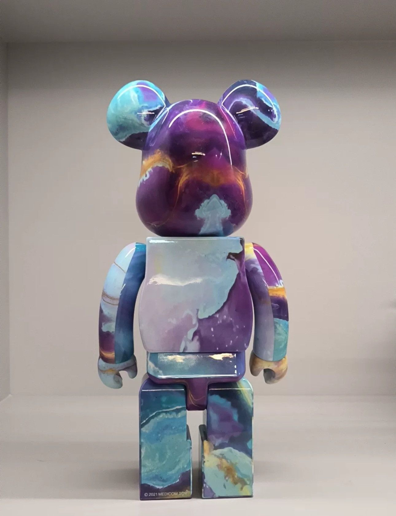 Japanese Brand Bearbrick Marble 400% Size ONE SIZE - 2 Thumbnail