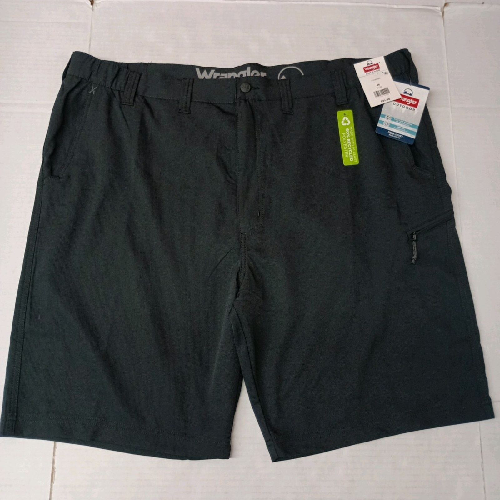 Wrangler Wrangler Mens Field Utility Shorts Size 46 Black Relaxed Fit Size US 44 / EU 60 - 1 Thumbnail