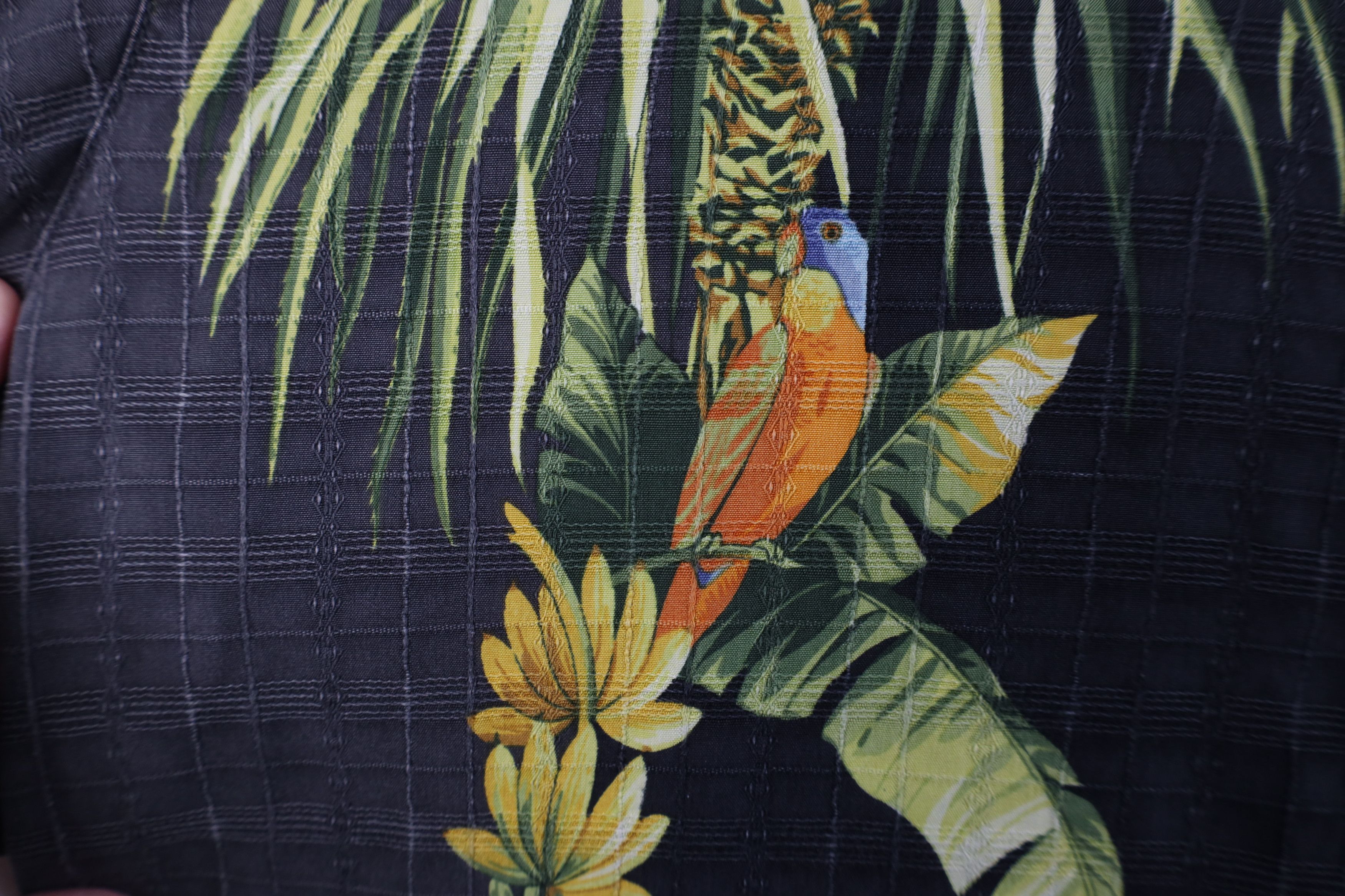 Tommy Bahama Vintage Tommy Bahama Toucan Flower Hawaiian Button Shirt Size US L / EU 52-54 / 3 - 8 Thumbnail
