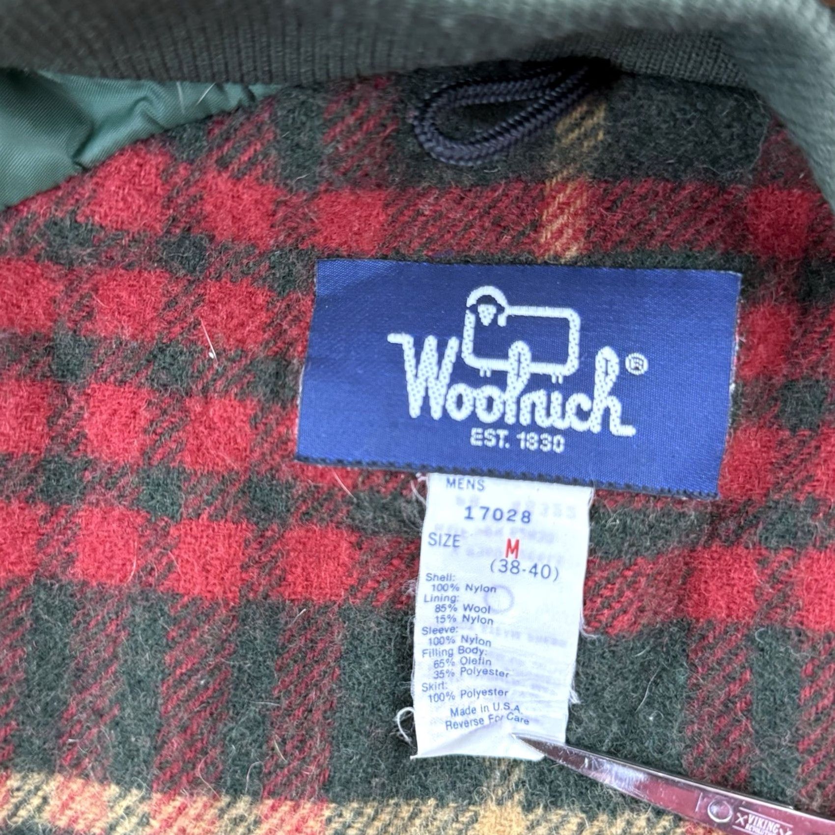 Vintage VINTAGE Woolrich Jacket Mens M Parka Long Wool Lined Hooded Beige 80s 90s Chore Padded Workwear USA Woolen Mills Regular Mens Size US M / EU 48-50 / 2 - 6 Thumbnail