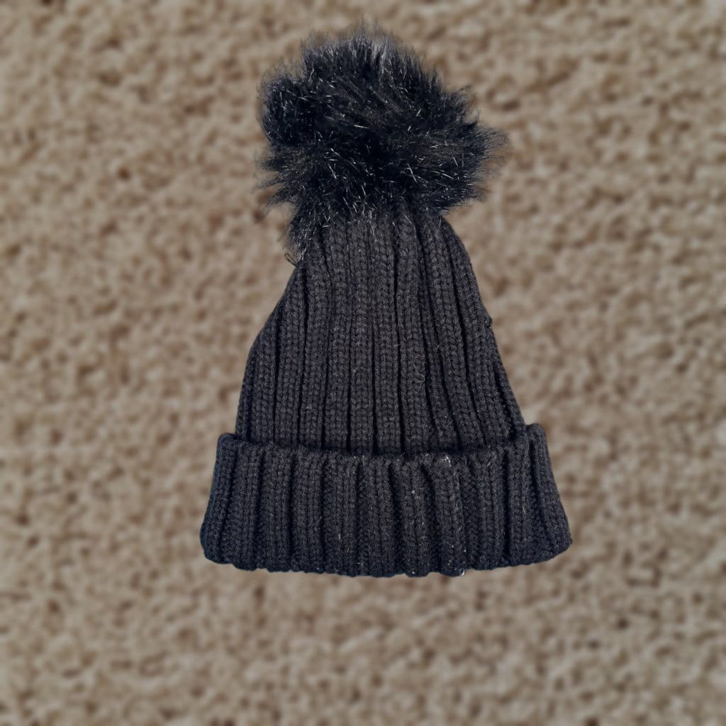Vintage VINTAGE not applicable; use Collection 18 Beanie Toque for Women OS Black Knit Acrylic Blend Pom w/ Bobby Pins Size ONE SIZE - 1 Thumbnail