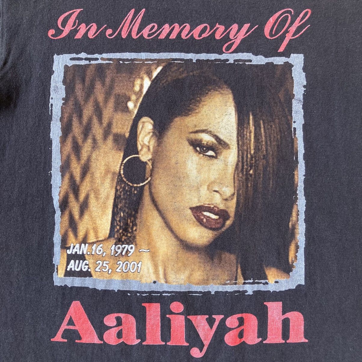 Vintage 2001 aaliyah memorial rap tee Size US M / EU 48-50 / 2 - 2 Thumbnail