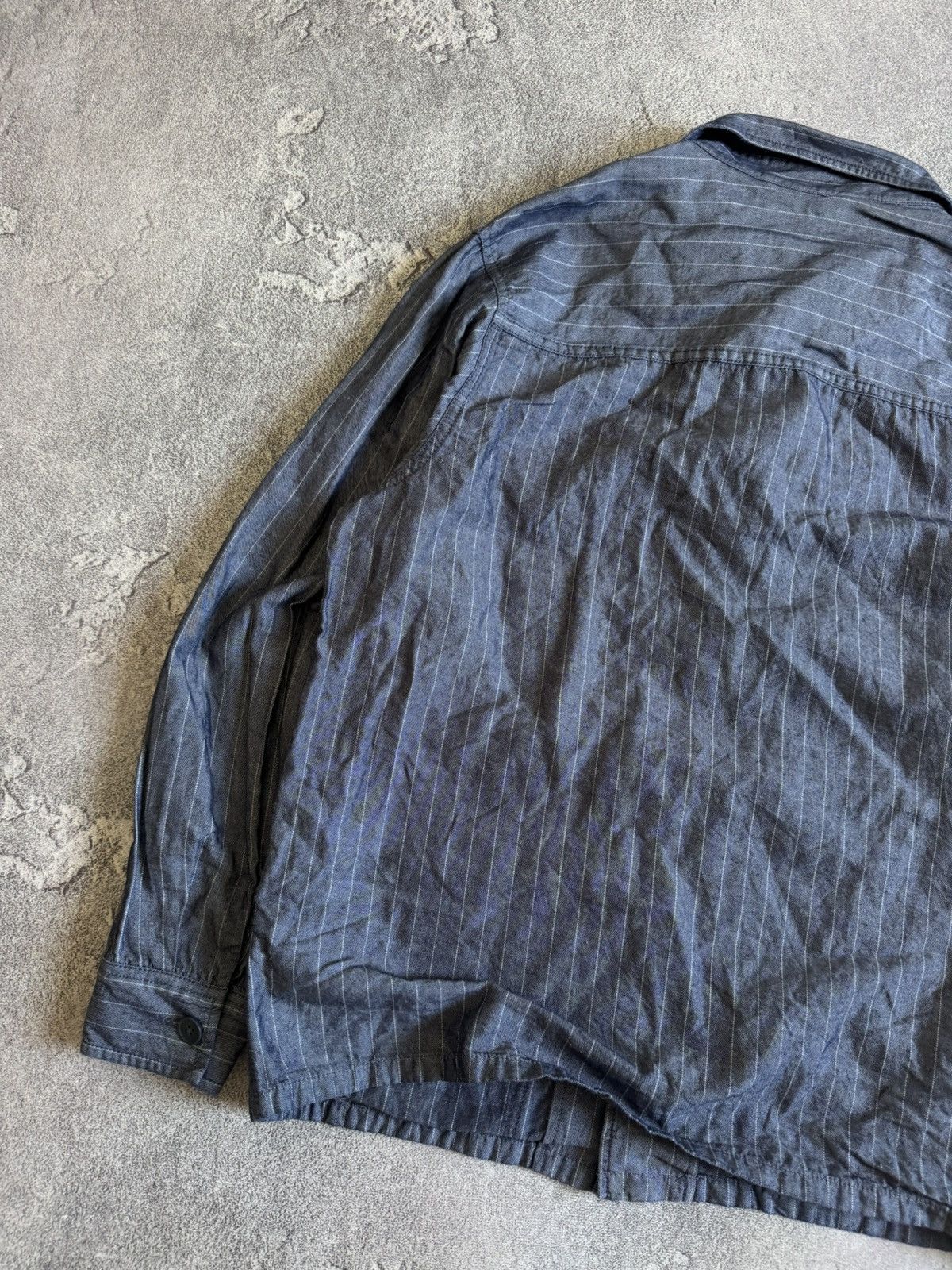 Uniqlo Uniqlo M striped button up overshirts shirt casual Size US M / EU 48-50 / 2 - 13 Thumbnail