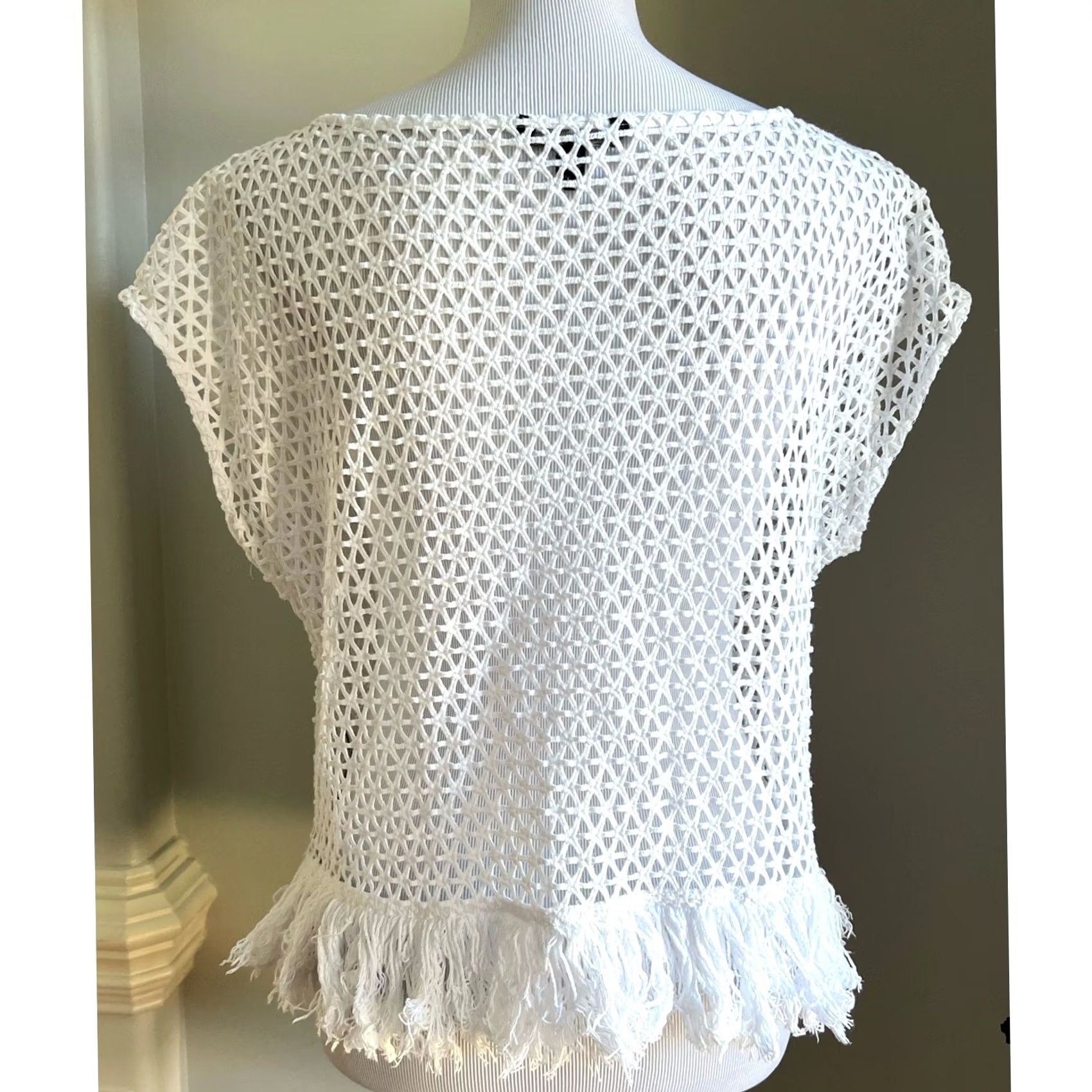Banana Republic Banana Republic Crochet White Top Boxy Open Knit Fringe Cotton Sz M Womens Shirt Size M / US 6-8 / IT 42-44 - 4 Thumbnail
