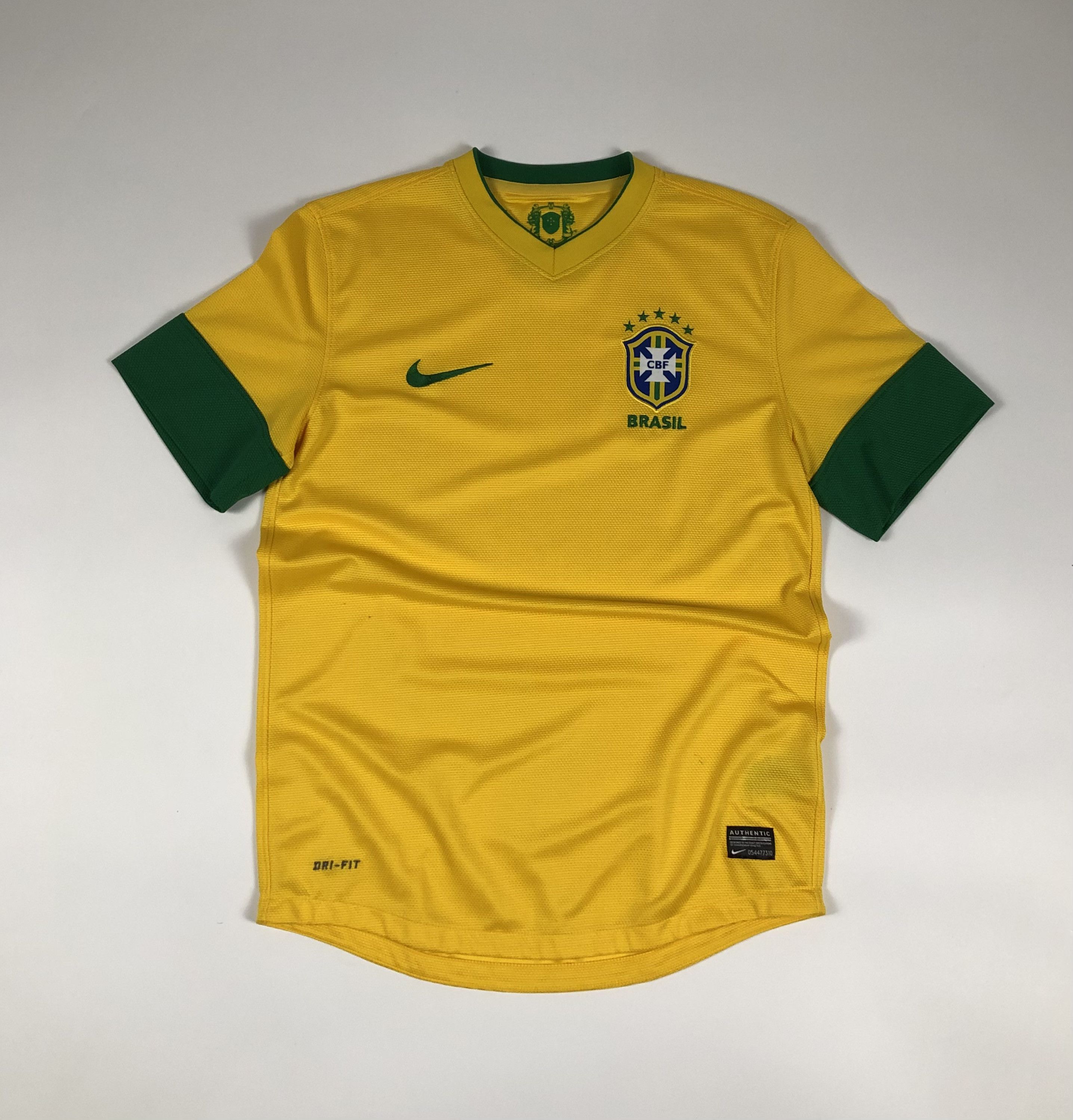 Nike Nike Brazil 2012-2013 Home Soccer Jersey Size US S / EU 44-46 / 1 - 1 Thumbnail