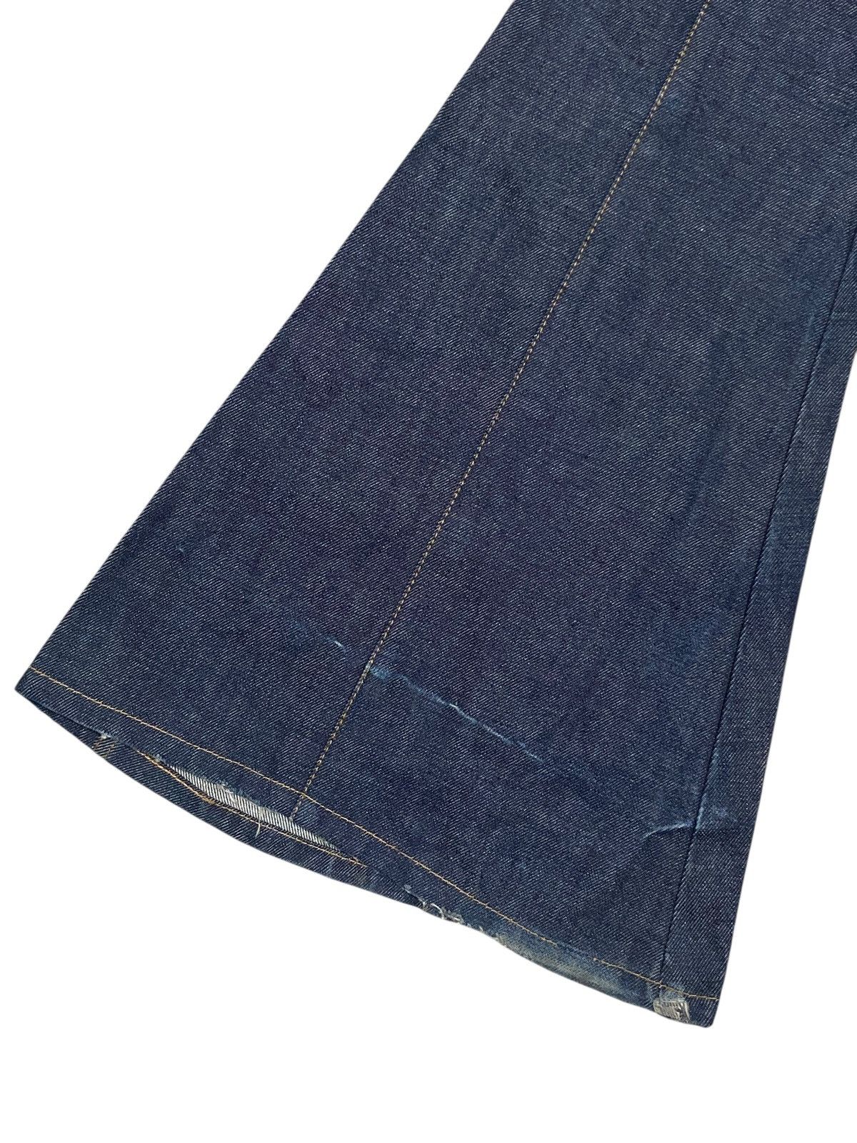 Japanese Brand Japanese Brand Dee Dee Denim Super Flare Jeans Size 32" / US 10 / IT 46 - 11 Thumbnail
