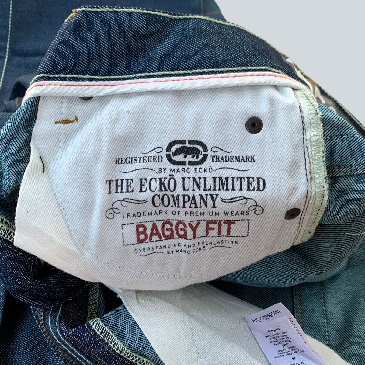 Ecko Unltd. Vintage 2000 Ecko Unltd. Rhino City Graffiti Print Baggy Fit Size US 28 / EU 44 - 13 Thumbnail