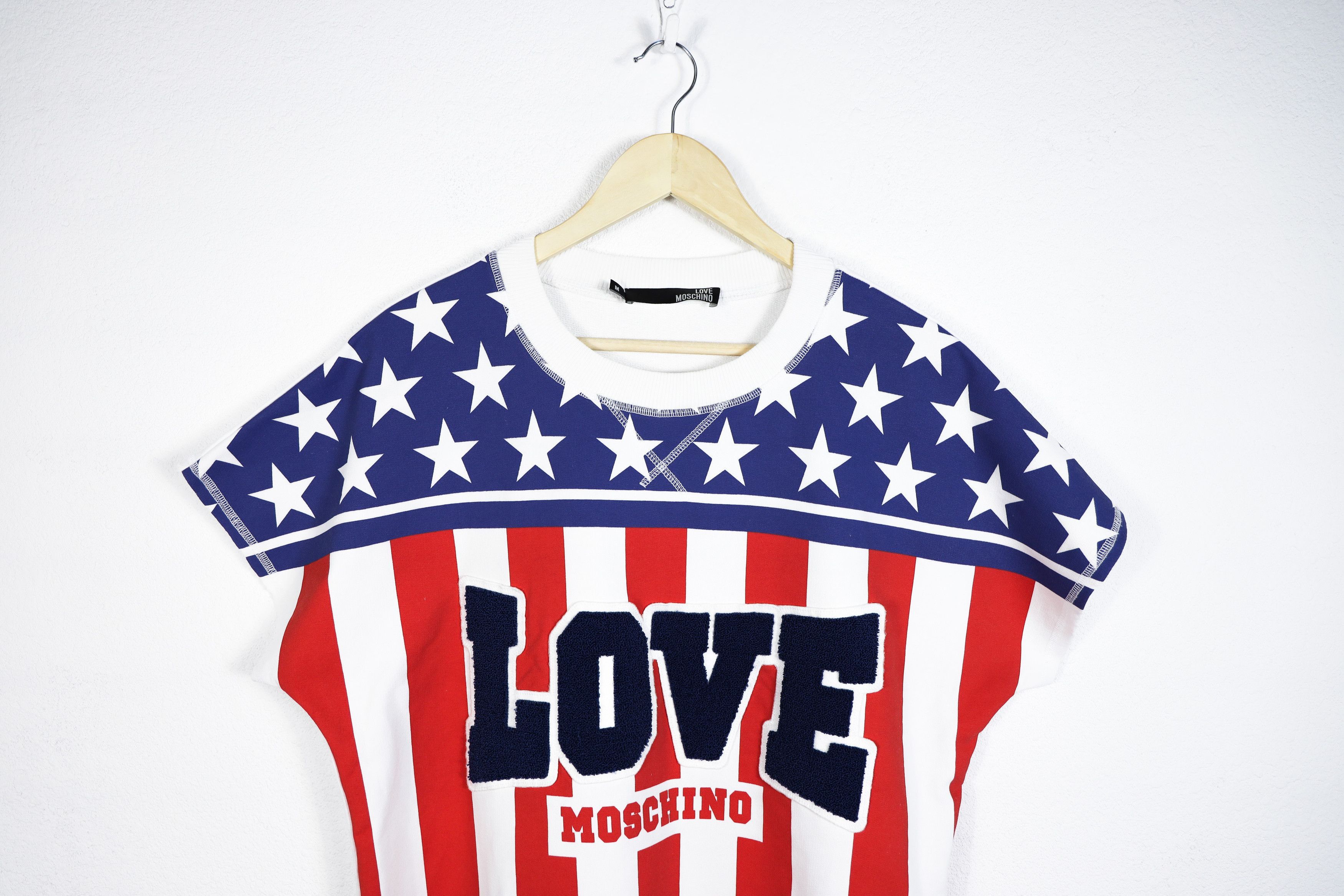 Moschino Moschino Love Embroidered Flag Graphic Print Tee T-shirt Size US M / EU 48-50 / 2 - 2 Thumbnail