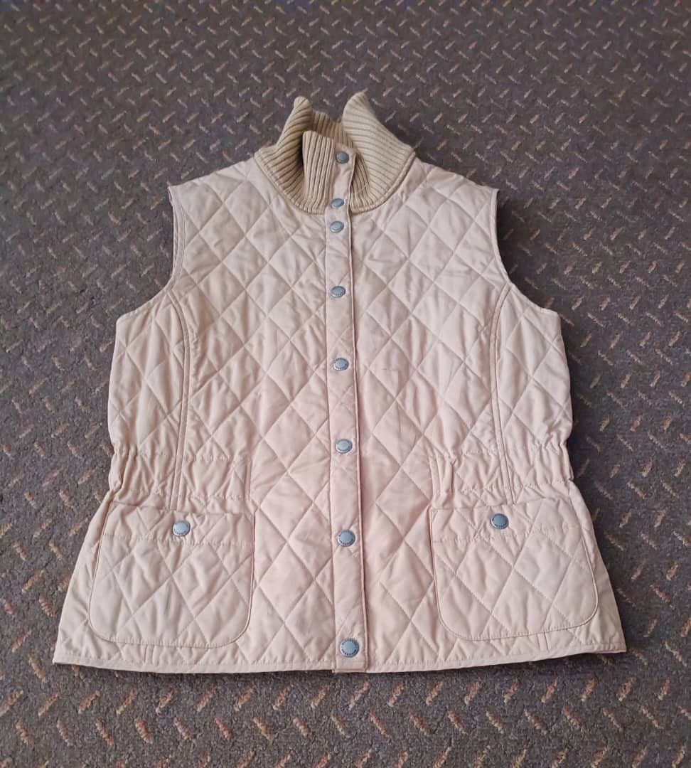 Burberry × Vintage Vintage Burberrys Nova Checked Vest Riversible Size US S / EU 44-46 / 1 - 8 Thumbnail