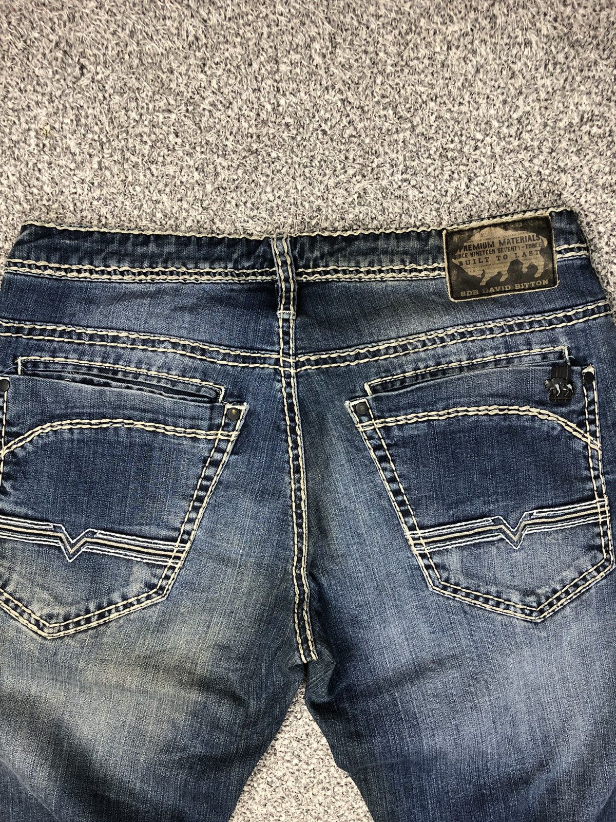 If Six Was Nine × Japanese Brand × Vintage Buffalo David Bitton Relaxed Straight Stretch Jeans Size US 35 - 21 Thumbnail