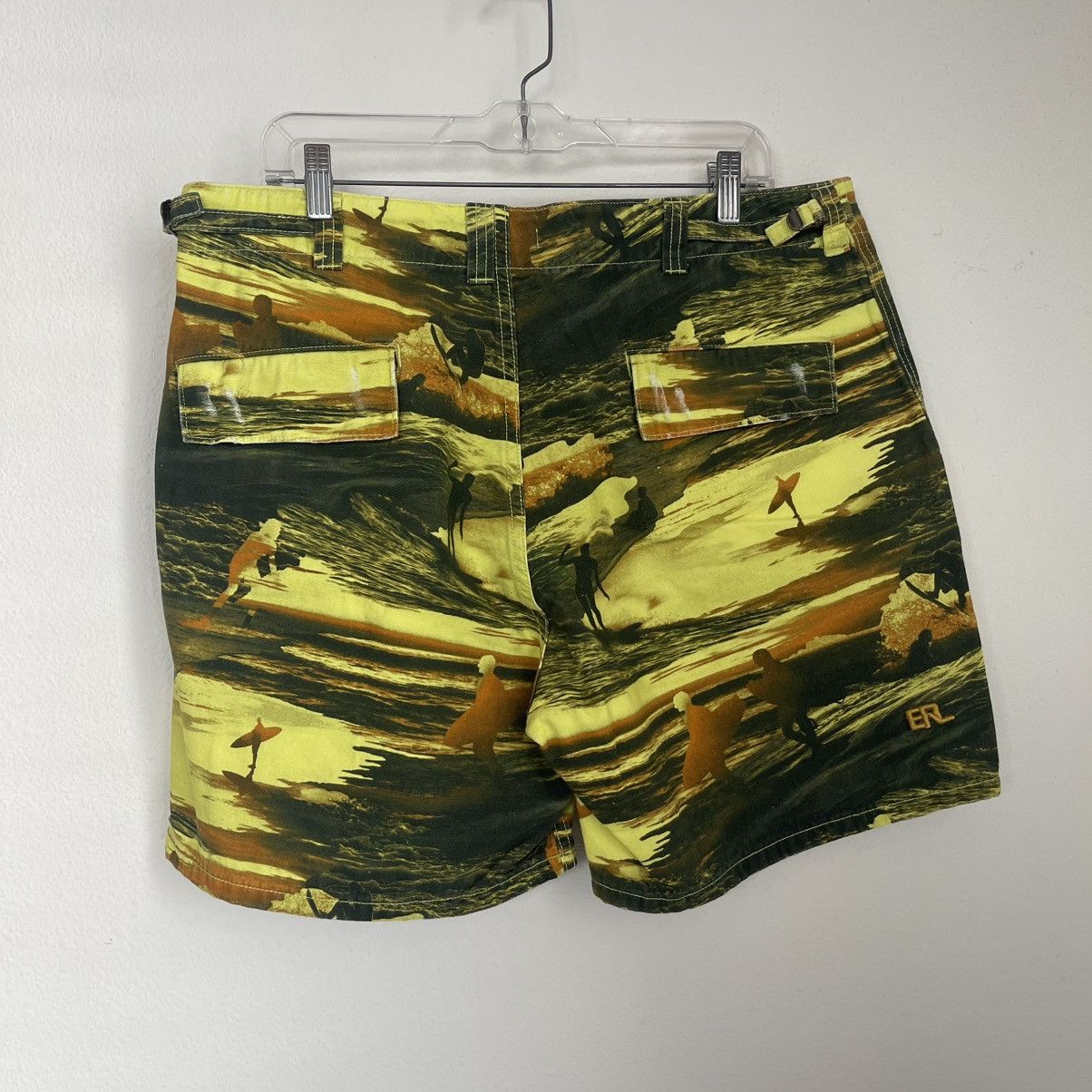 ERL NEW ERL Acid Sunset Waves Surfer Print Shorts Size US 35 - 6 Thumbnail