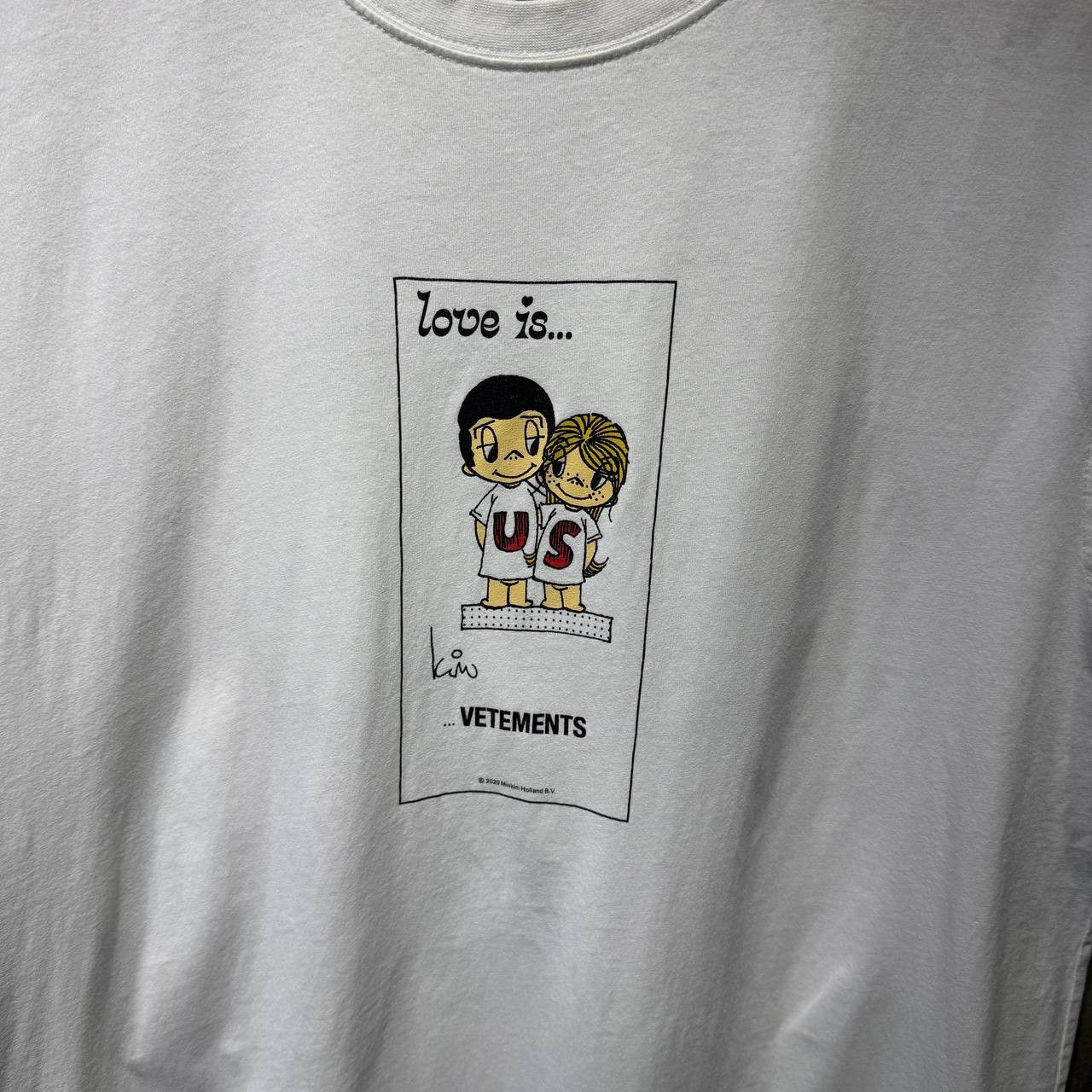 Vetements Vetements “Love Is…” Tee Size US L / EU 52-54 / 3 - 2 Thumbnail