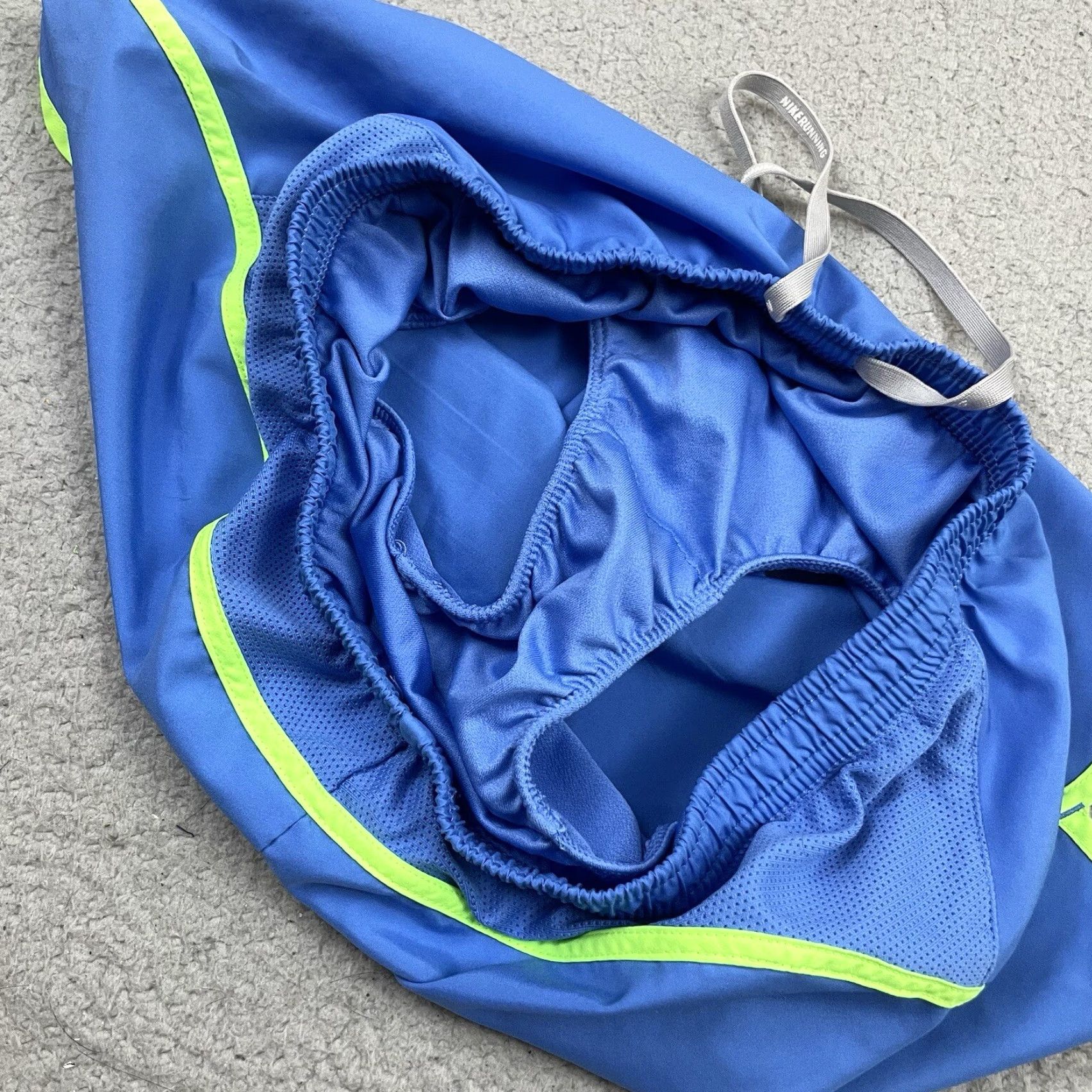 Nike VINTAGE Nike Shorts Womens XS Blue Dri Fit Lined Athletic Performance Running Neon Green Size 26" / US 2 / IT 38 - 4 Thumbnail