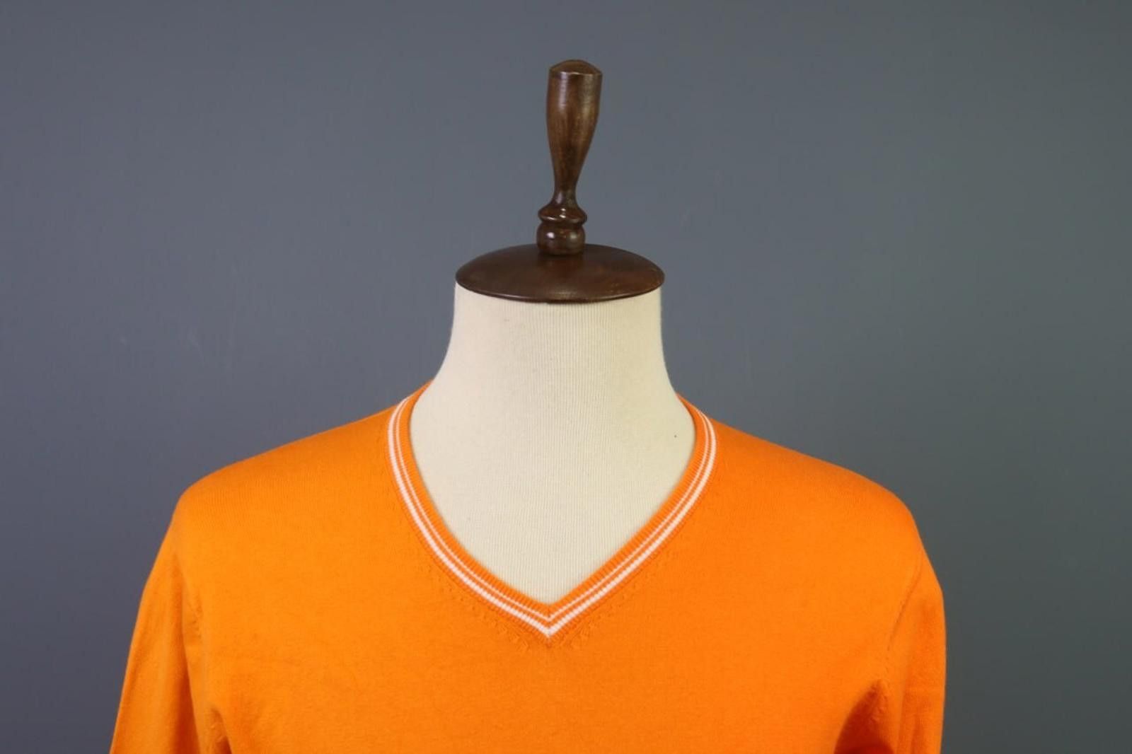 Romeo Gigli Romeo Gigli Orange V-Neck Cashmere Knit Sweater Size M Size US M / EU 48-50 / 2 - 4 Thumbnail